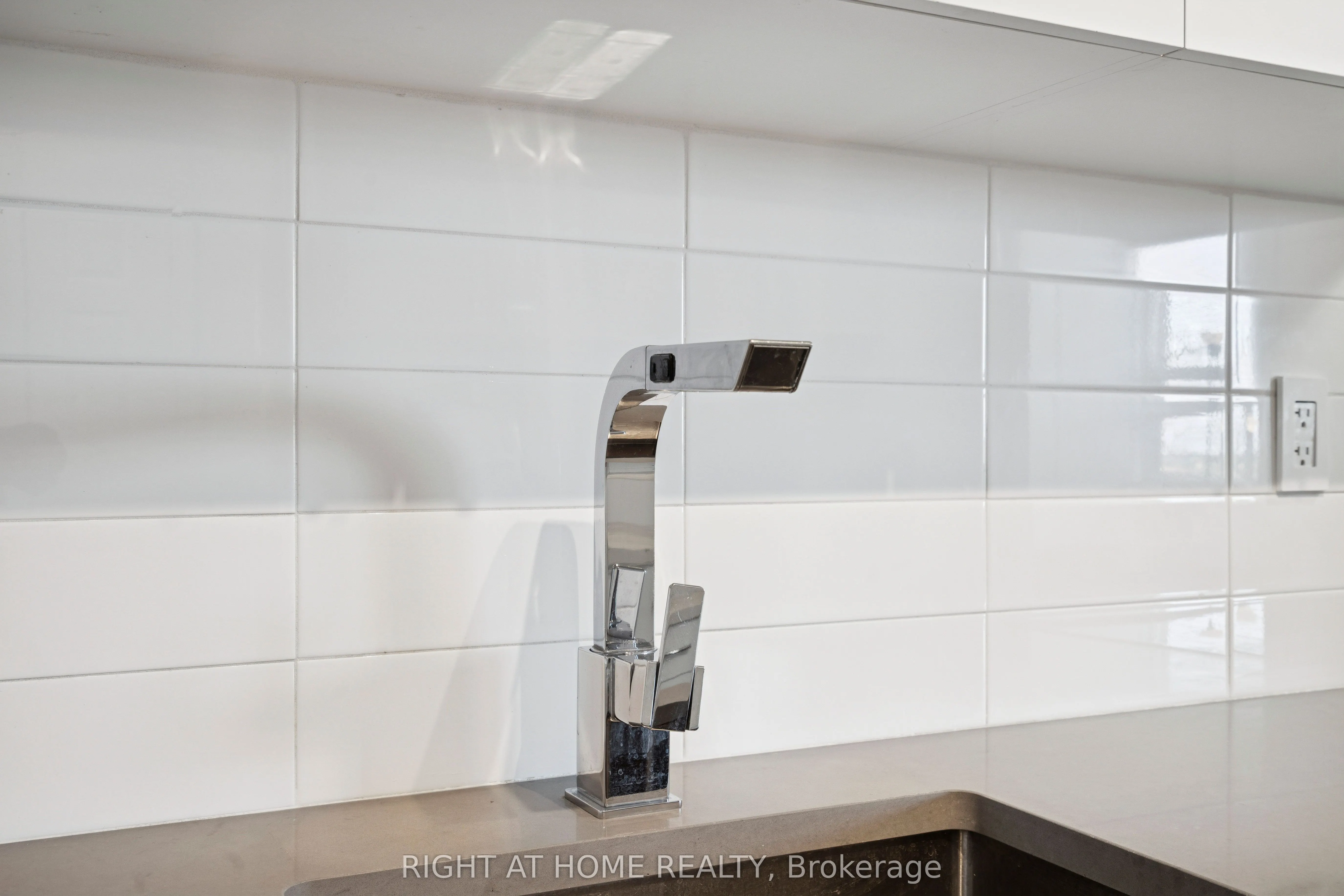 451 The West Mall, #1120