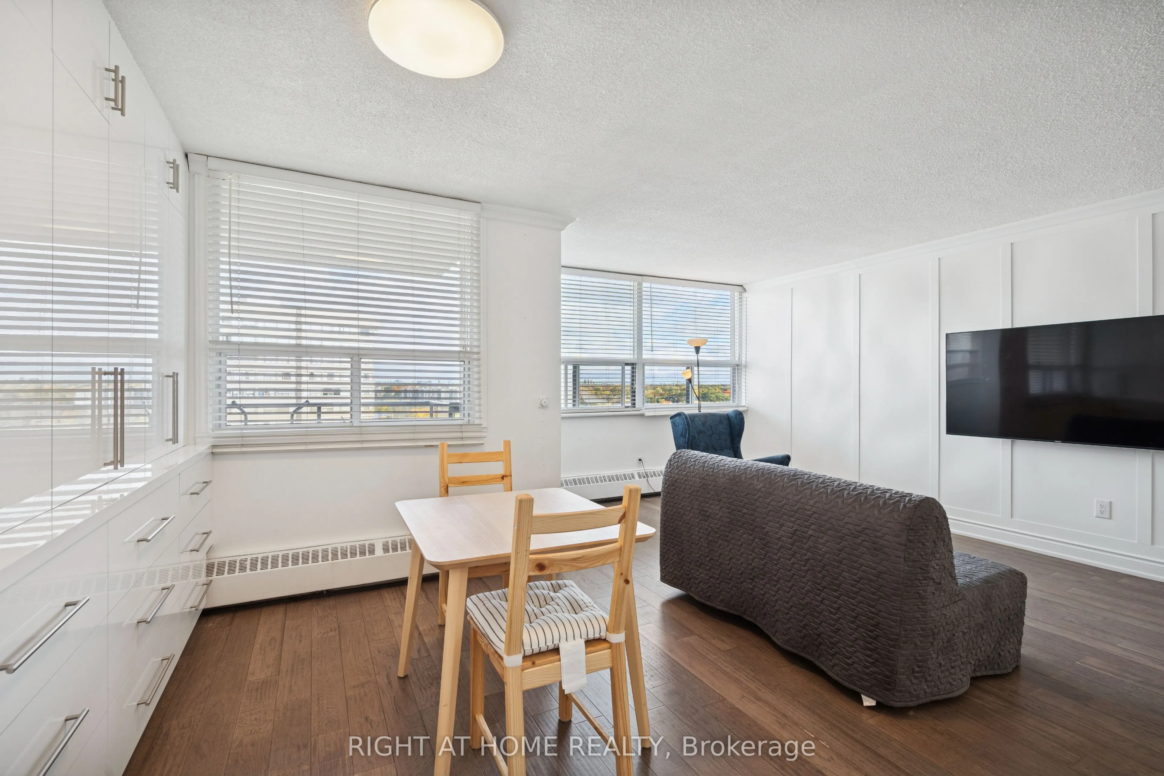 451 The West Mall, #1120