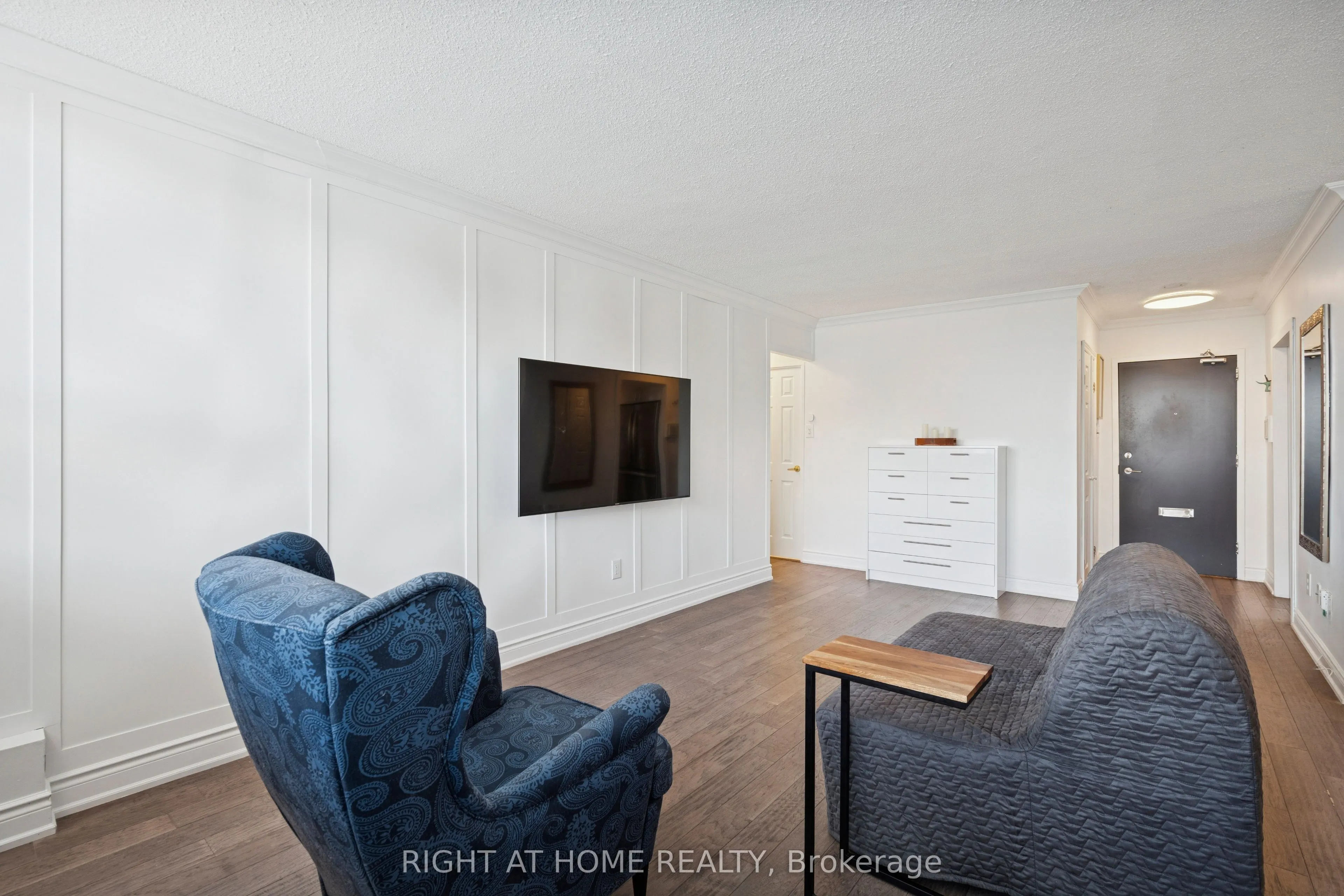 451 The West Mall, #1120