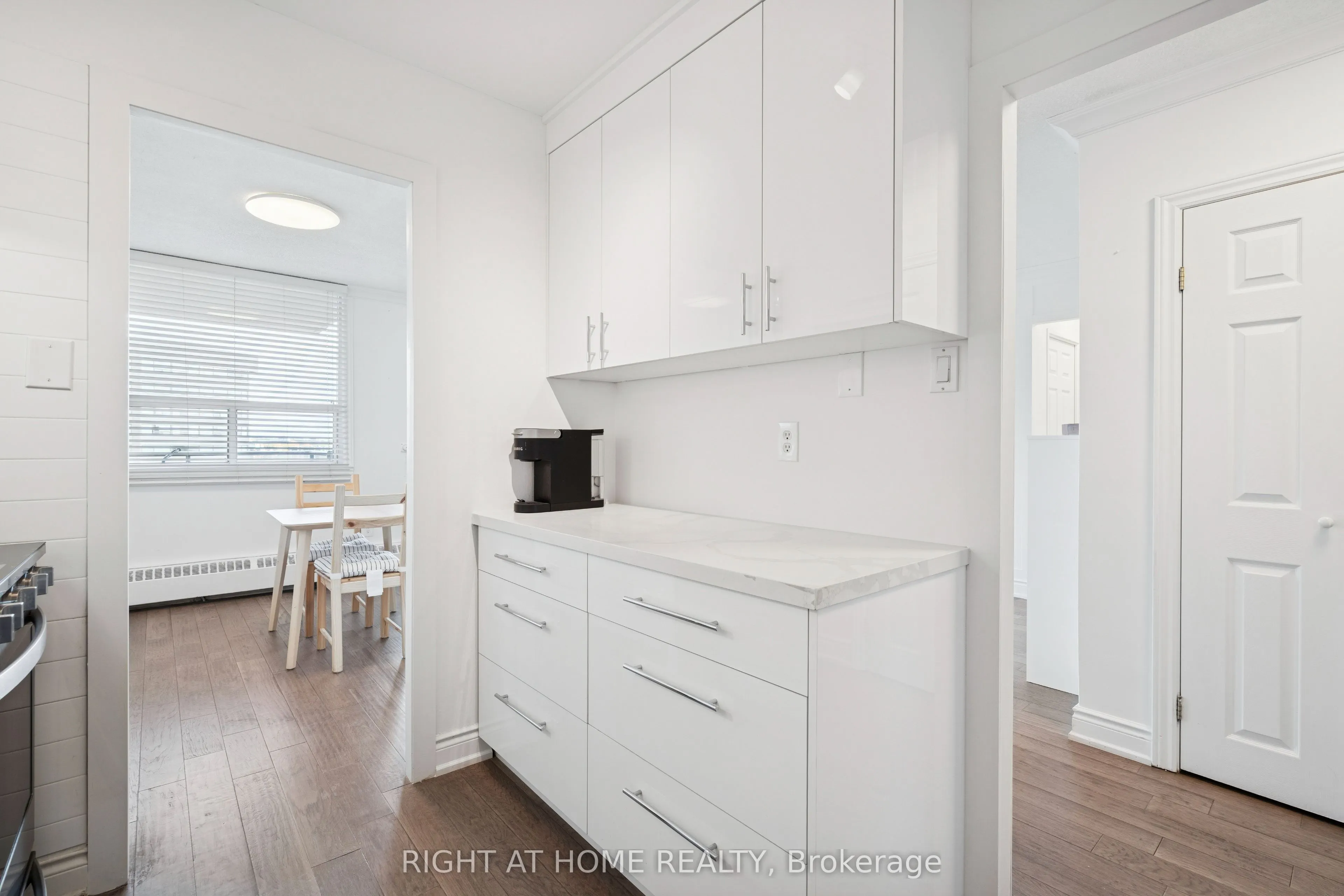 451 The West Mall, #1120