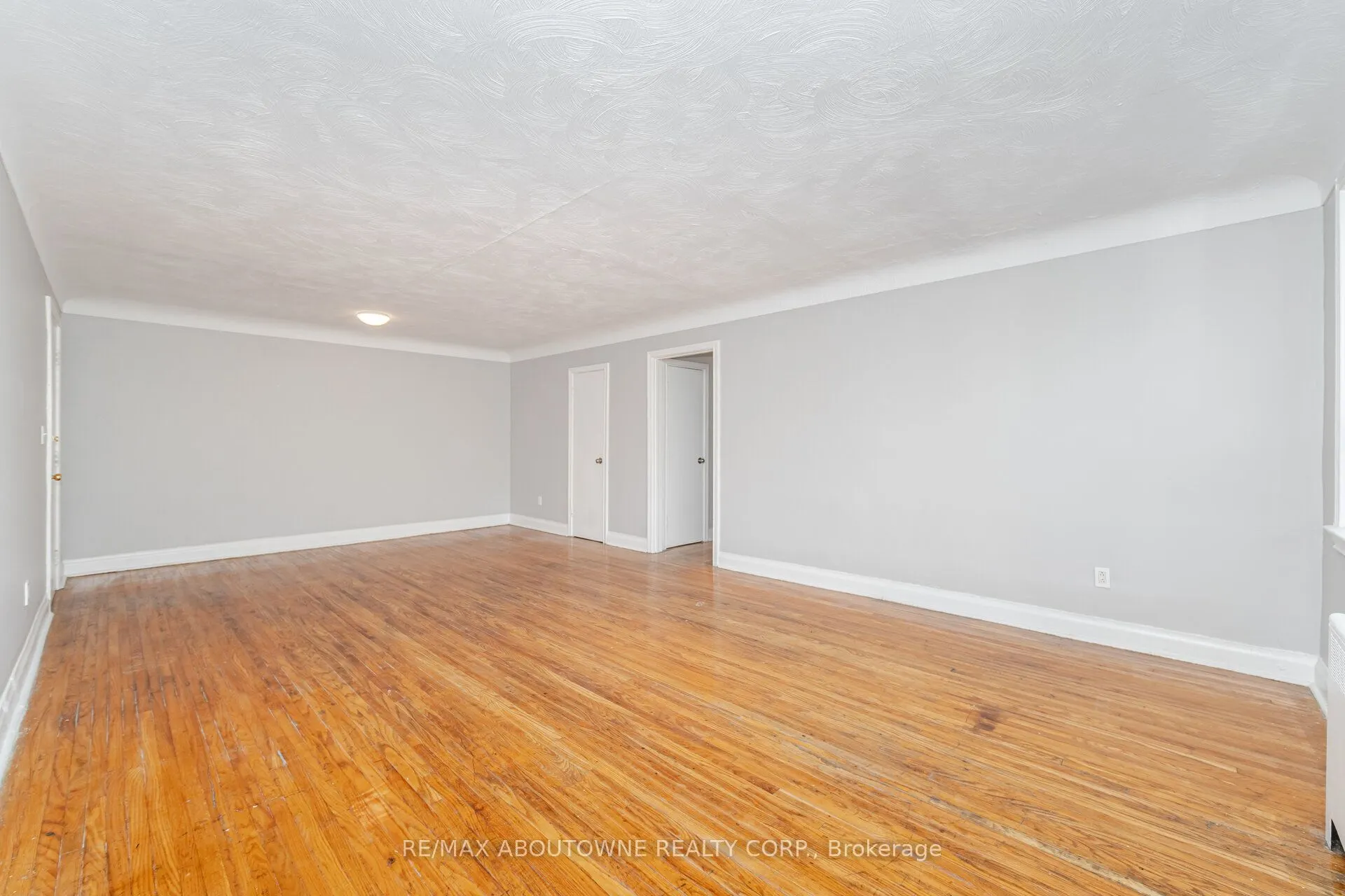 1031 Churchill Avenue E, #3