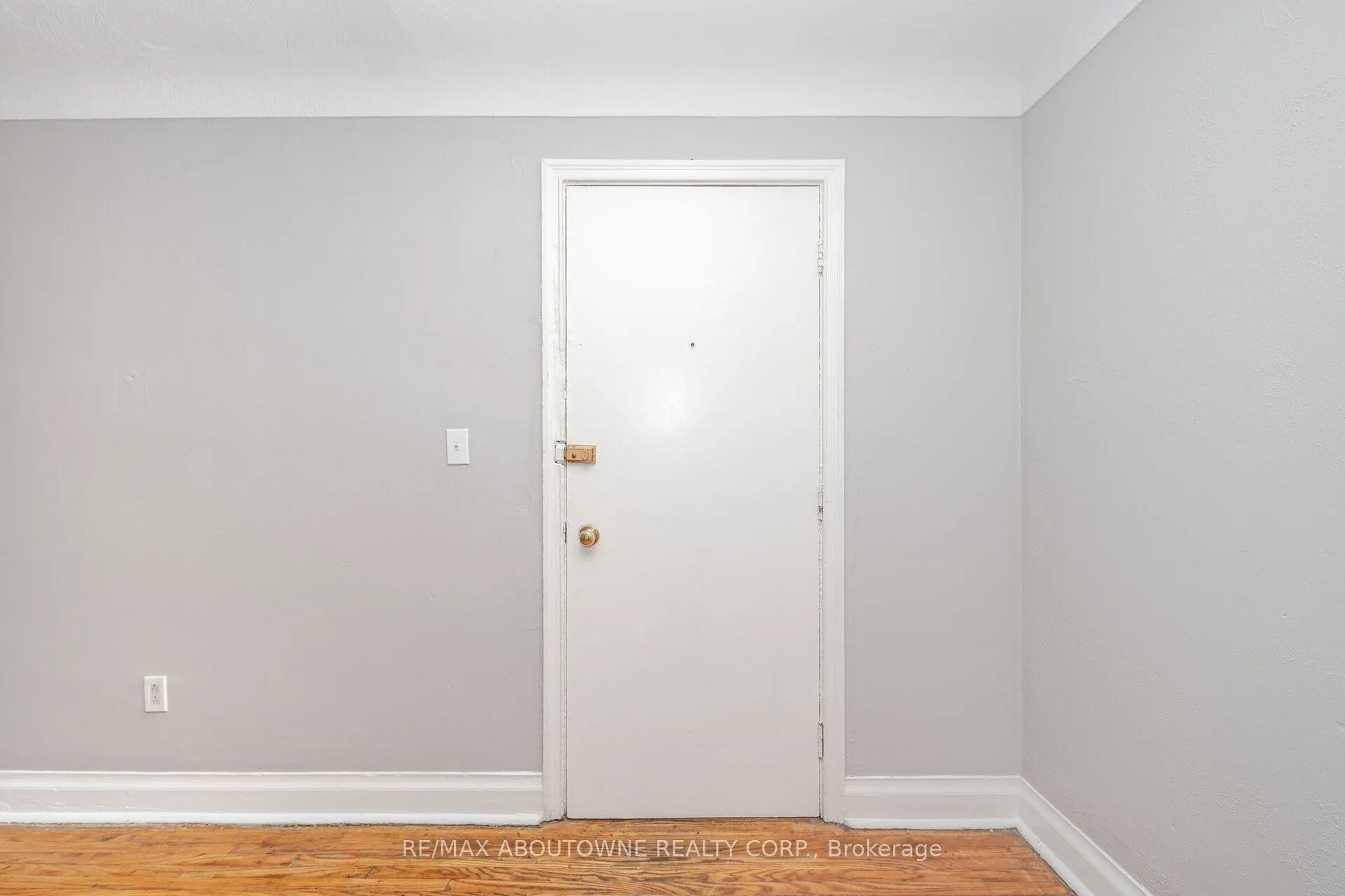 1031 Churchill Avenue E, #3