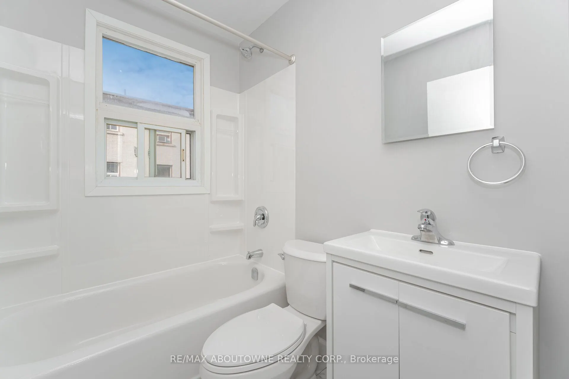 1031 Churchill Avenue E, #3