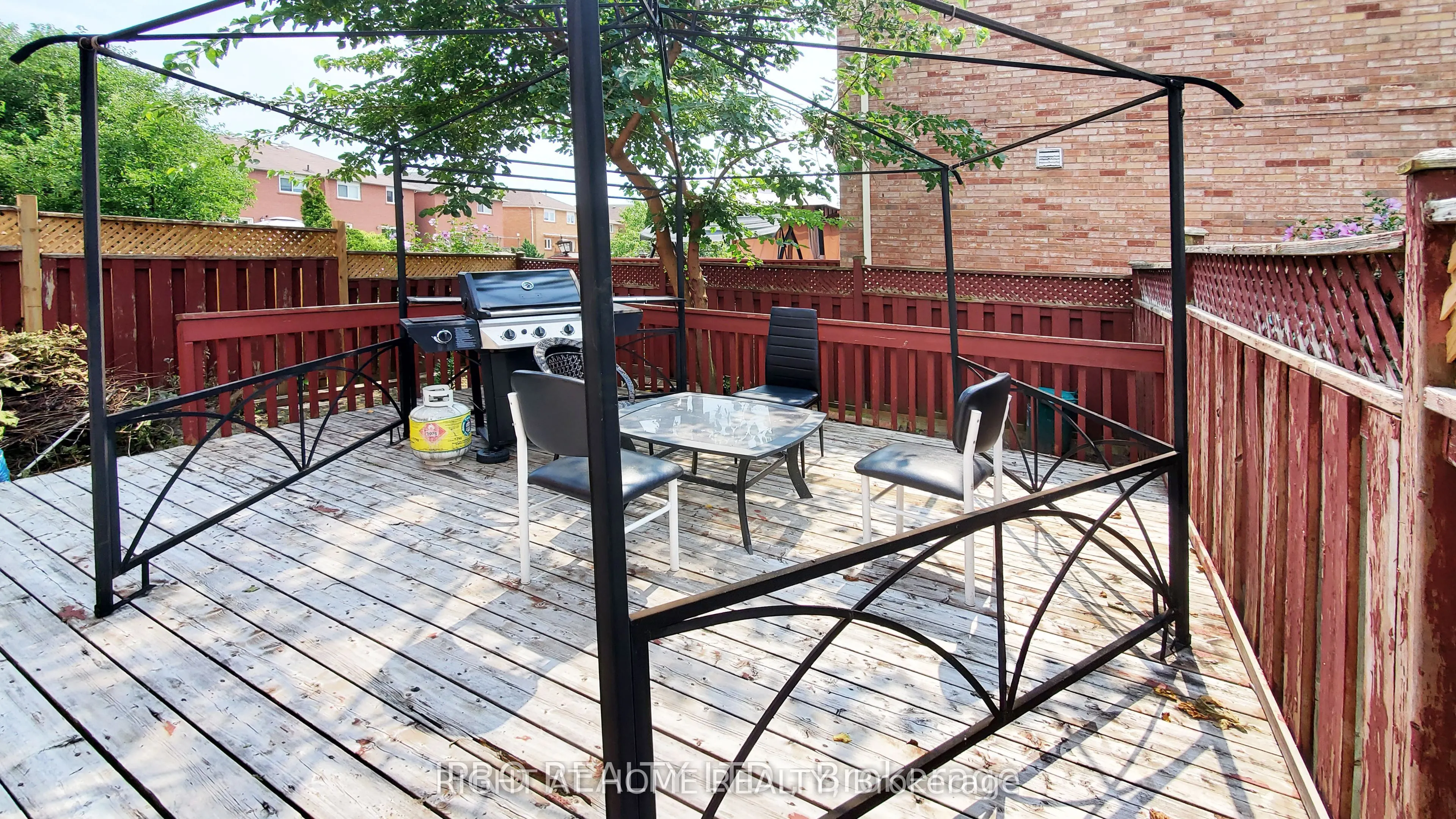 5060 Moulin Rouge Crescent, #Main