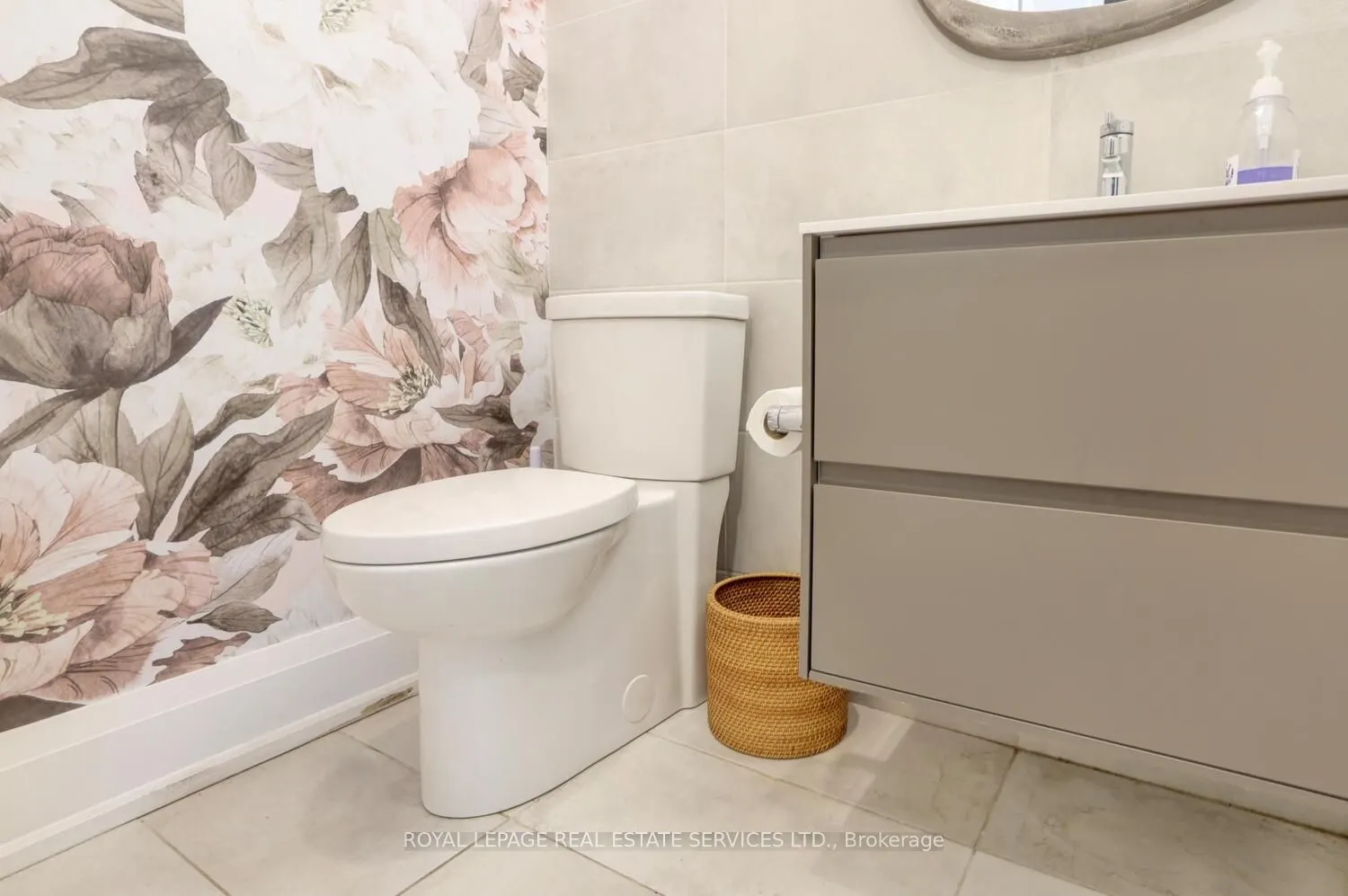 137 High Street W, #12