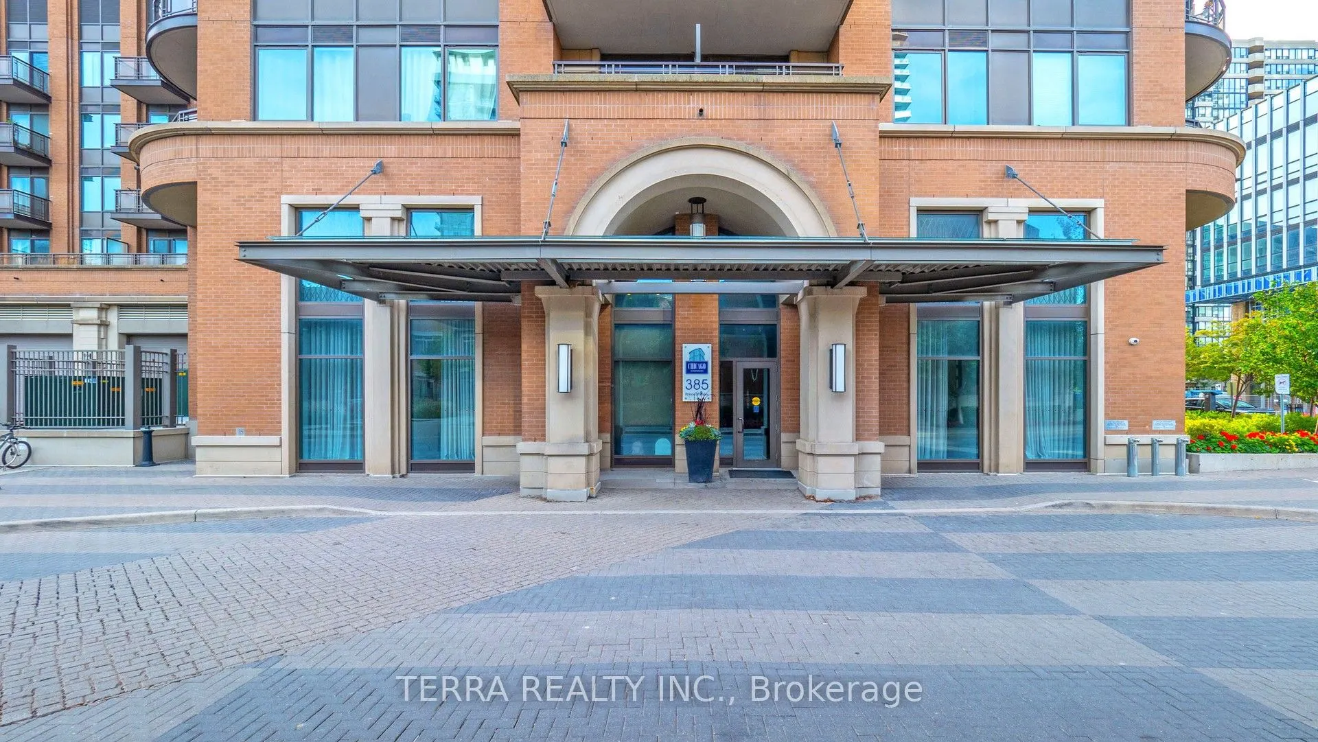 385 Prince Of Wales Drive, #2307