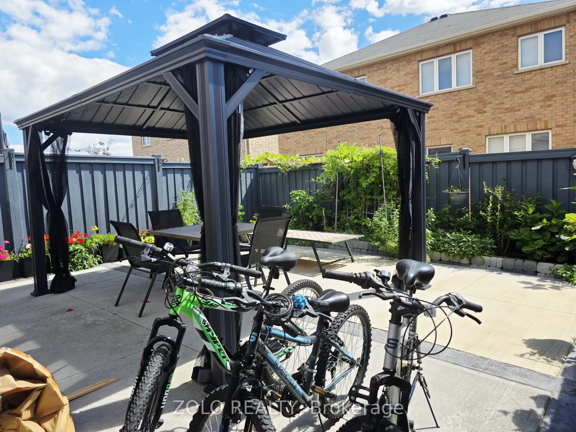 43 Yardley Crescent N