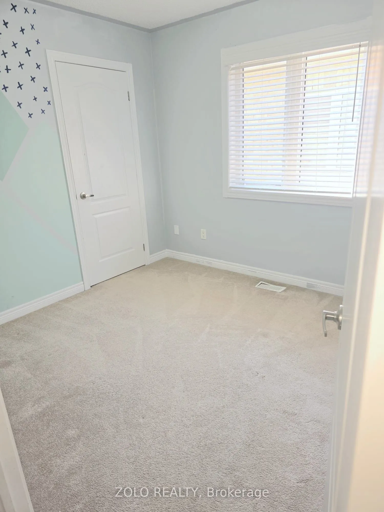 43 Yardley Crescent N