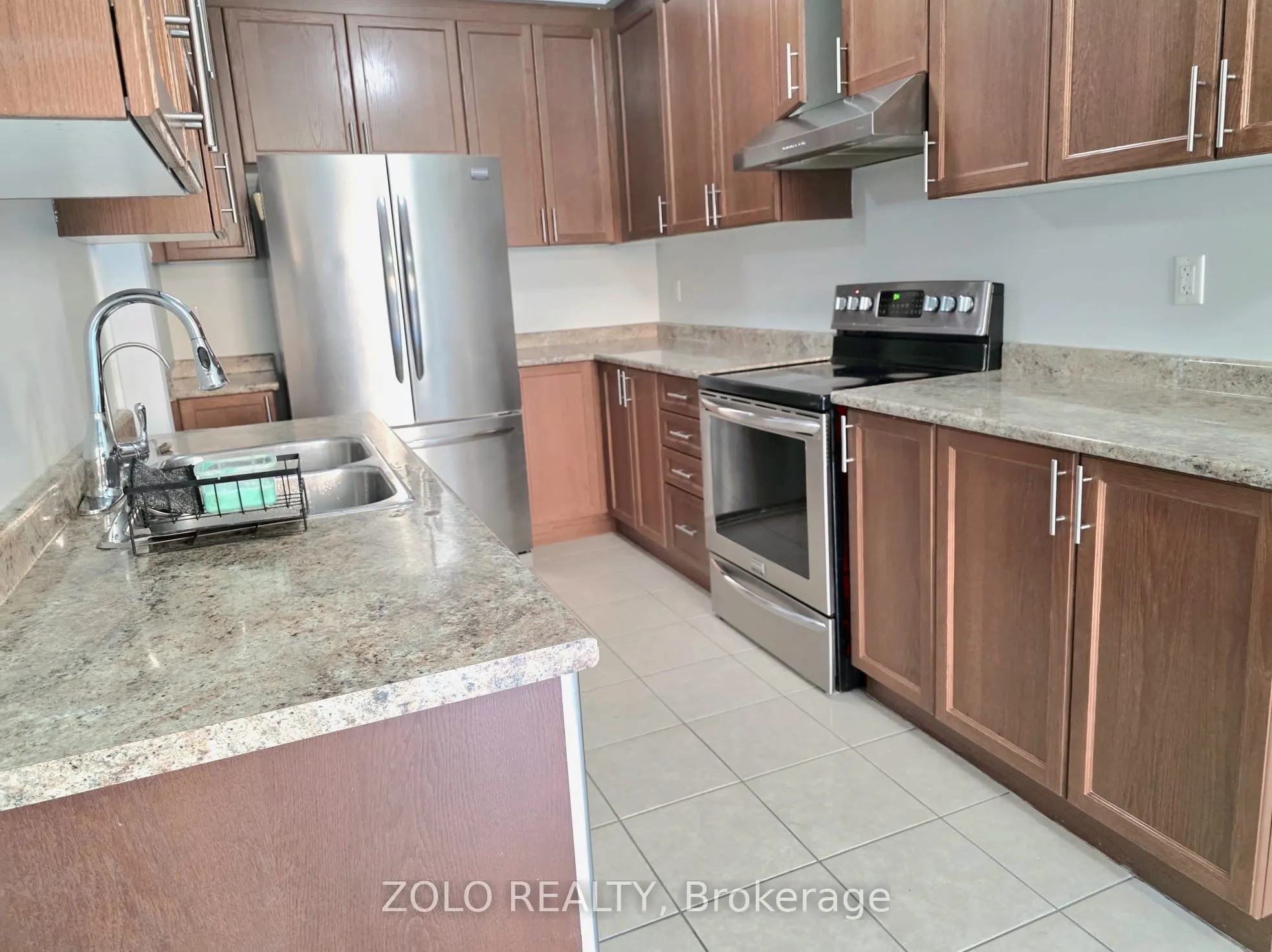 43 Yardley Crescent N