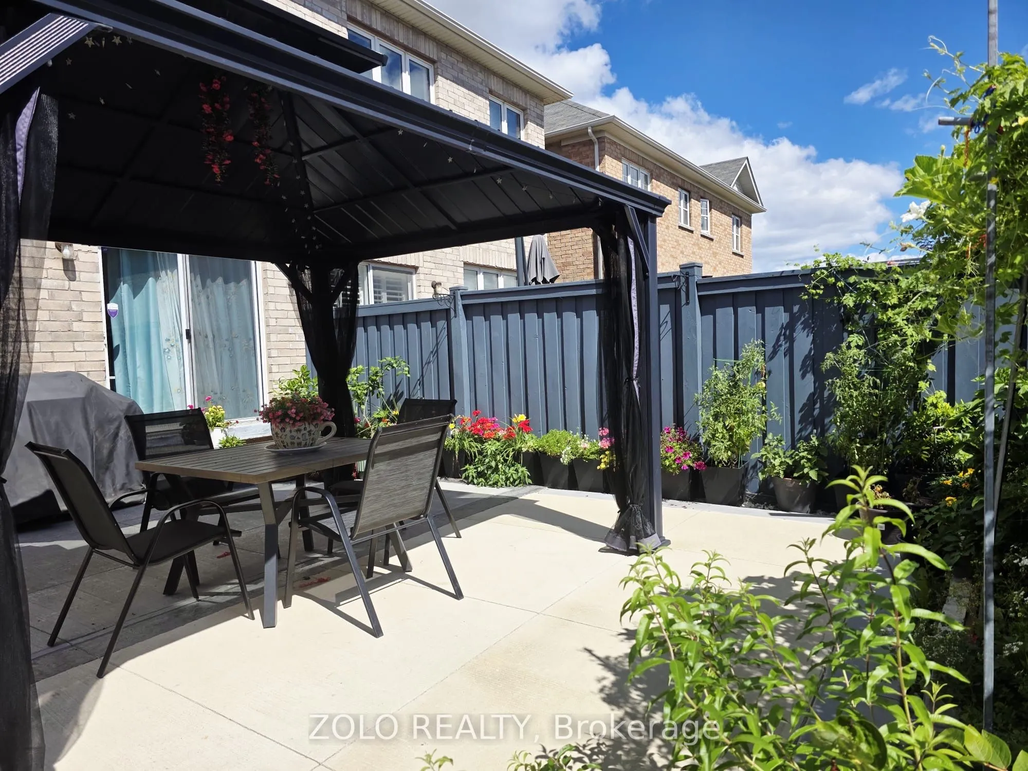 43 Yardley Crescent N