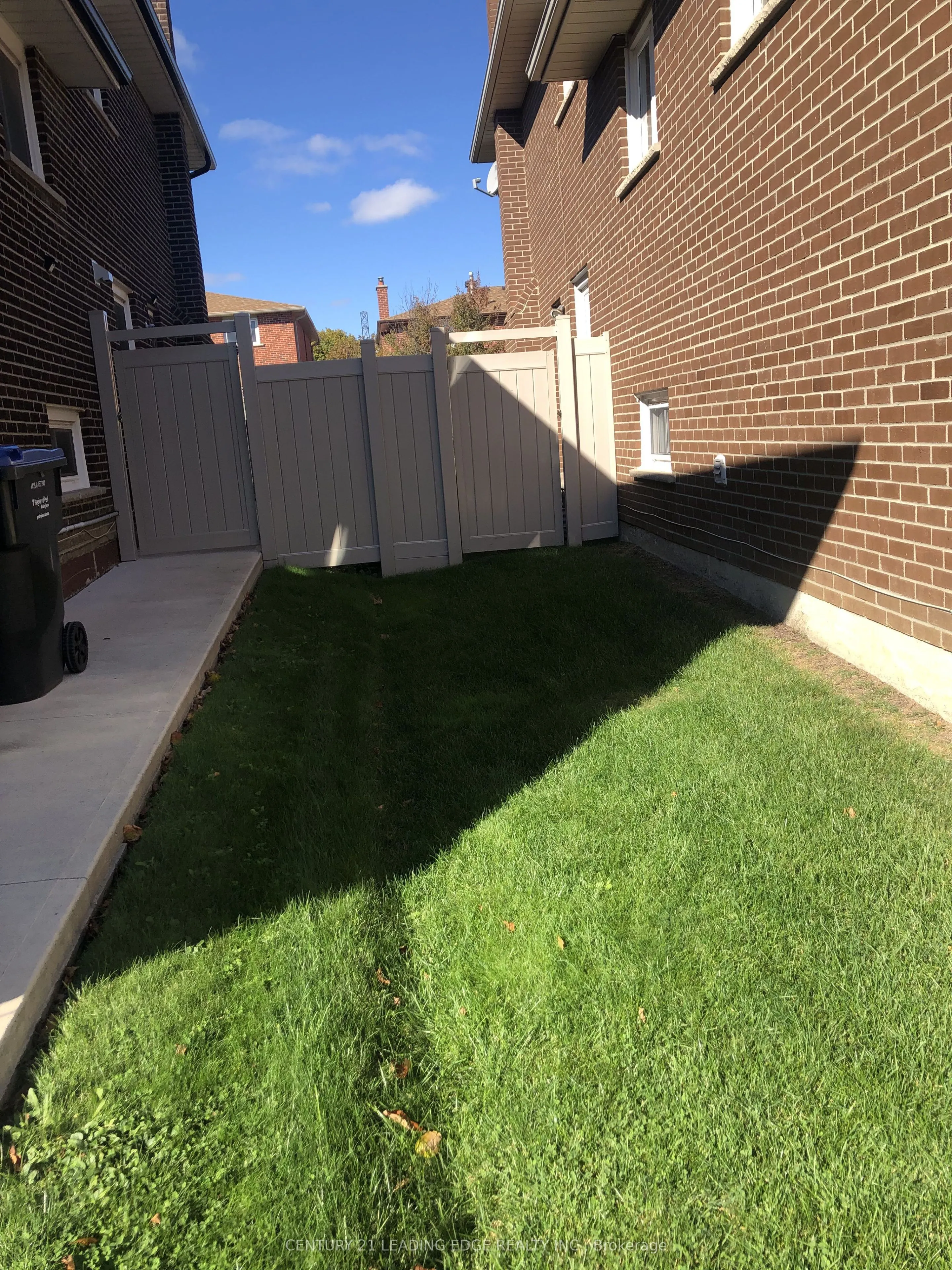 1588 Corkstone Glade, #B