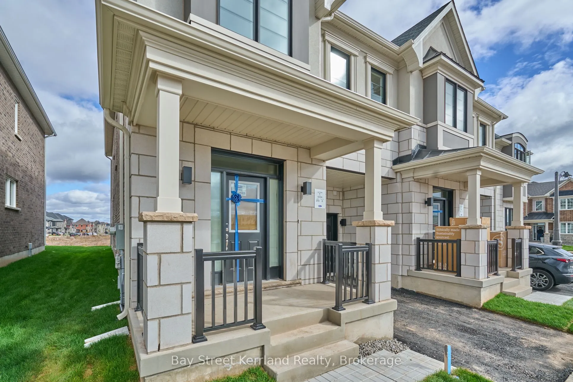 3179 Meadowridge Drive