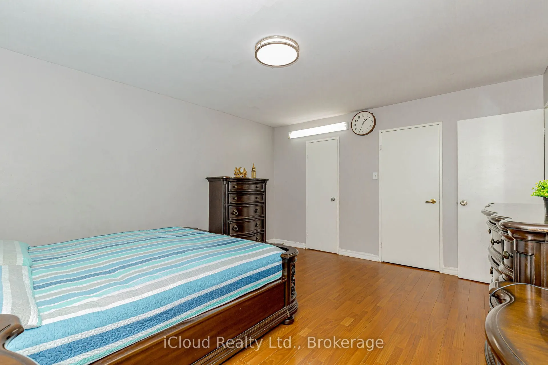 3577 Derry Road E, #502