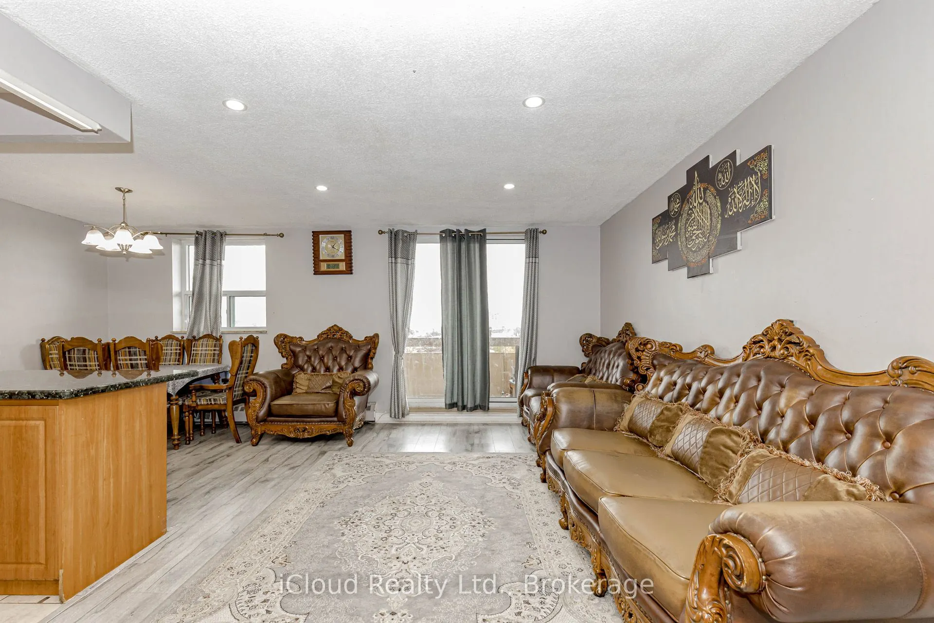 3577 Derry Road E, #502