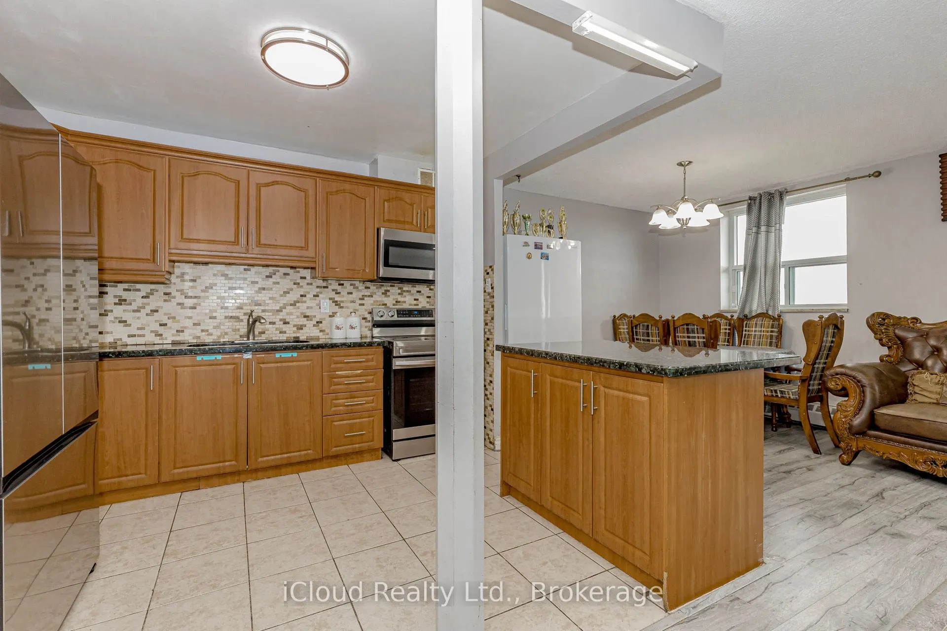 3577 Derry Road E, #502