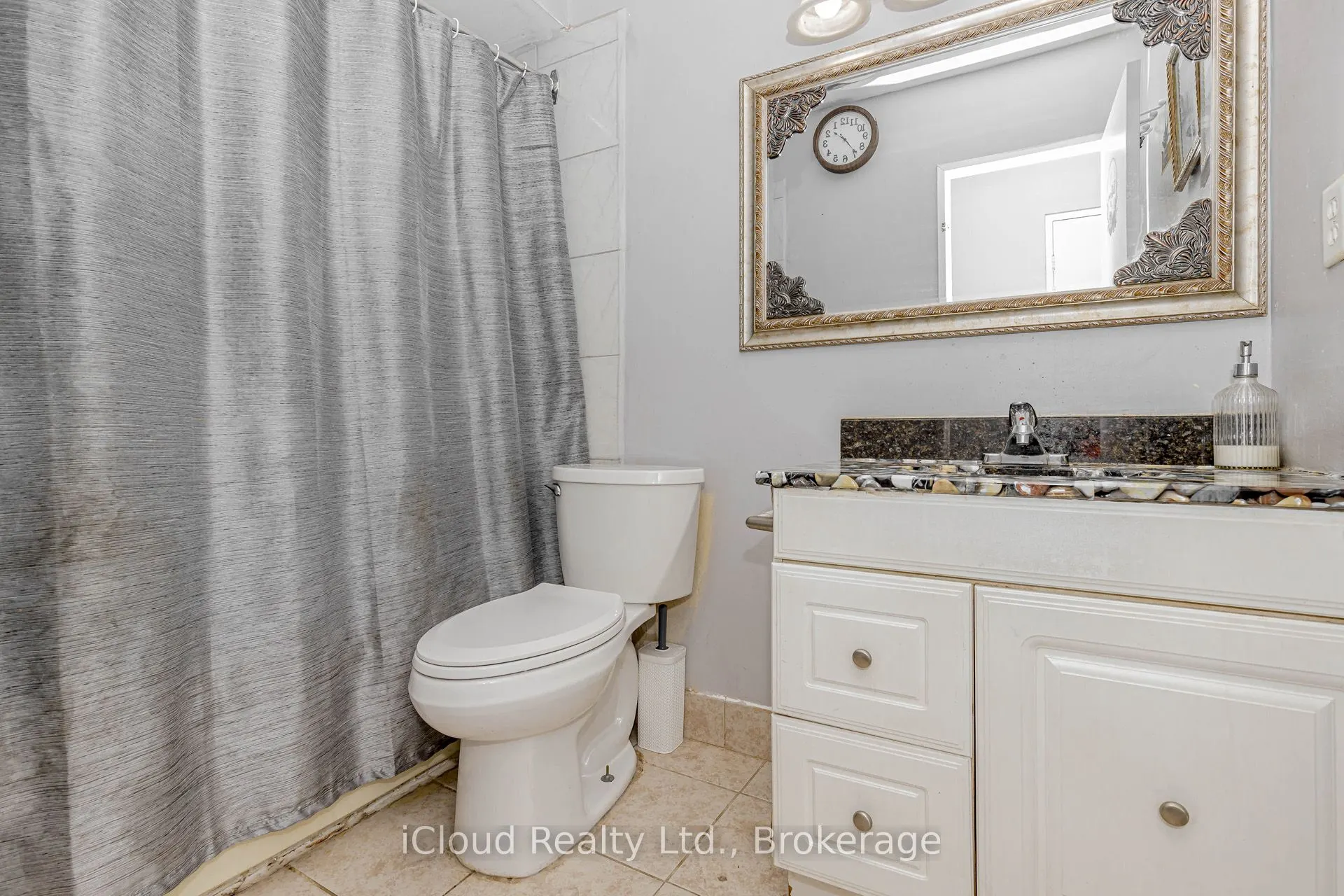 3577 Derry Road E, #502