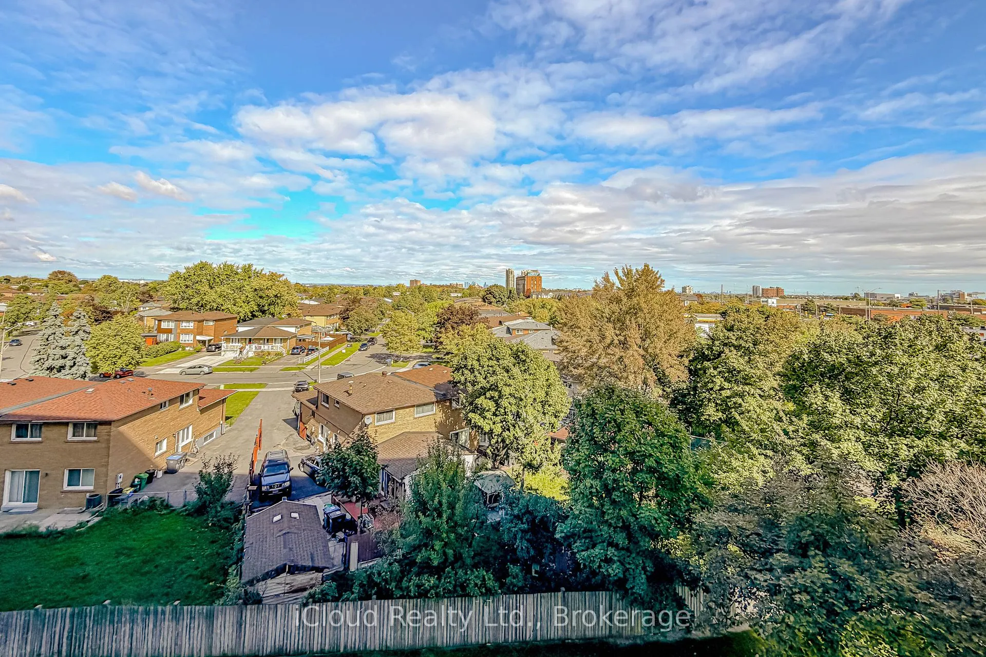 3577 Derry Road E, #502