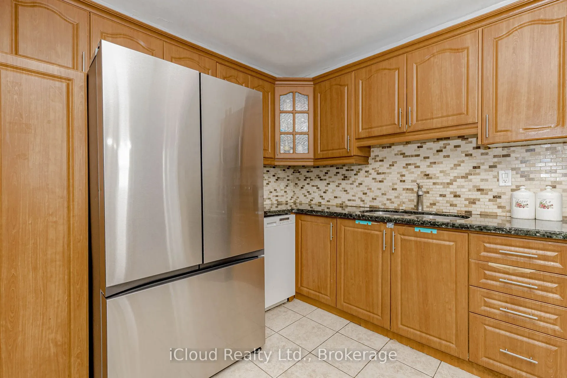 3577 Derry Road E, #502