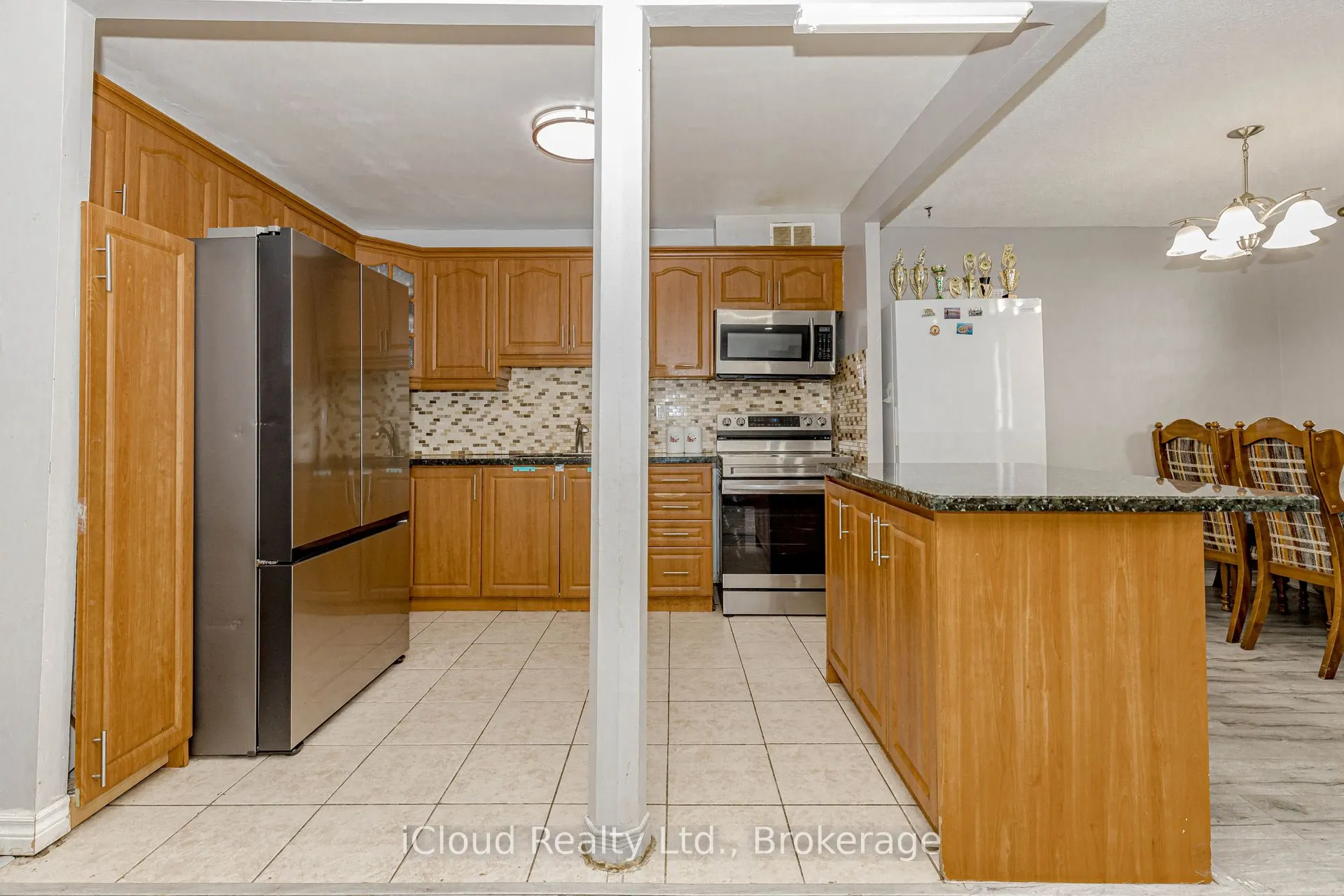 3577 Derry Road E, #502