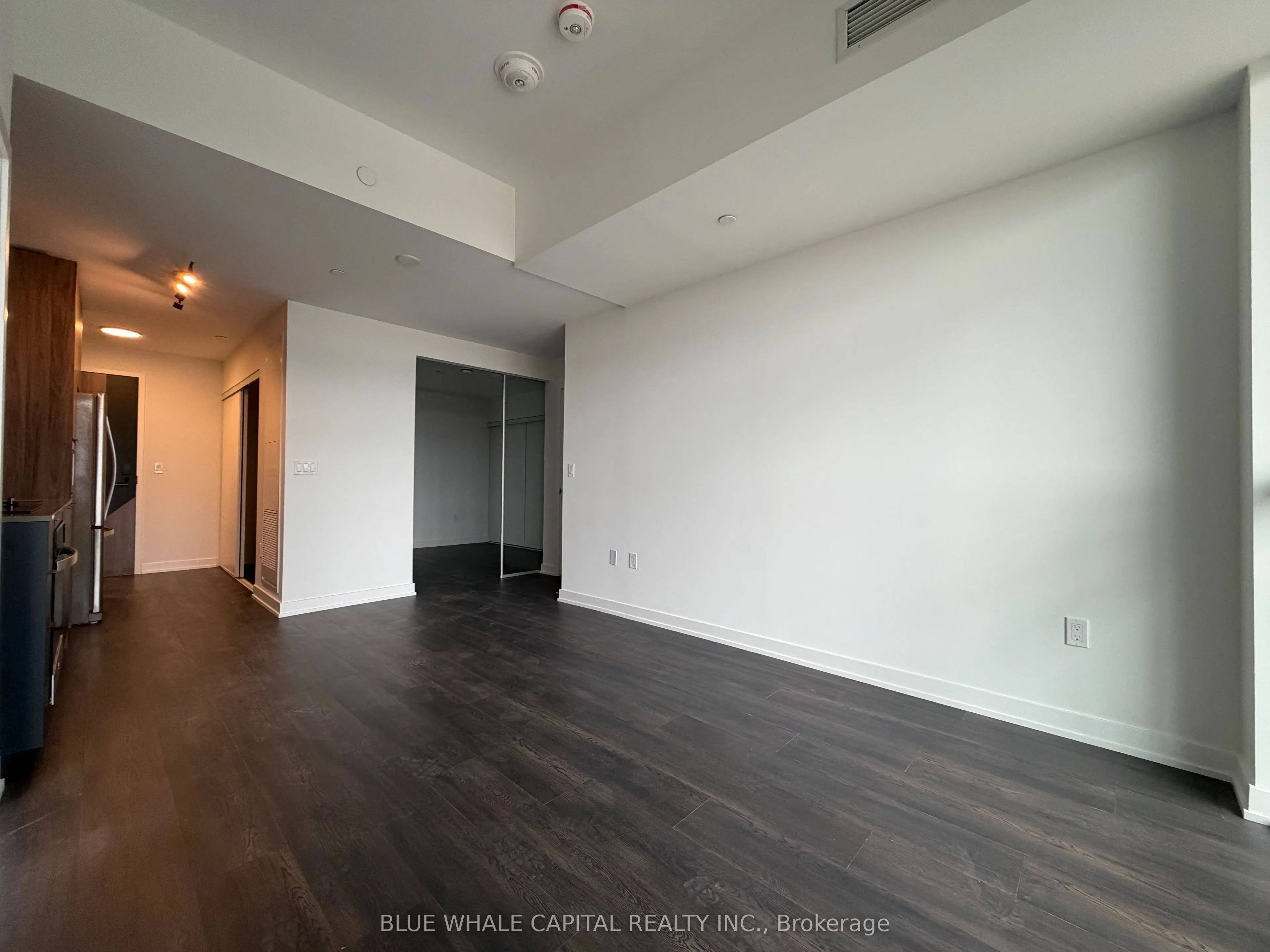 1037 The Queensway, #506