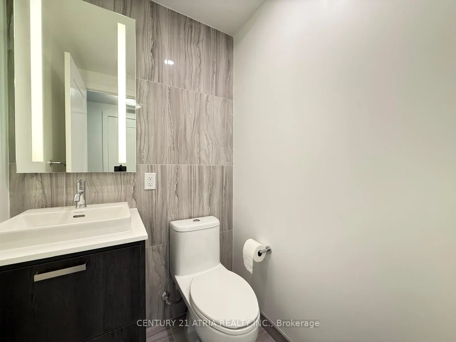 259 The Kingsway, #424