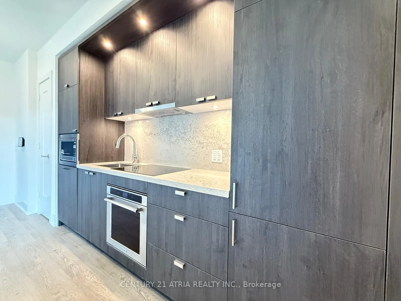 259 The Kingsway, #424