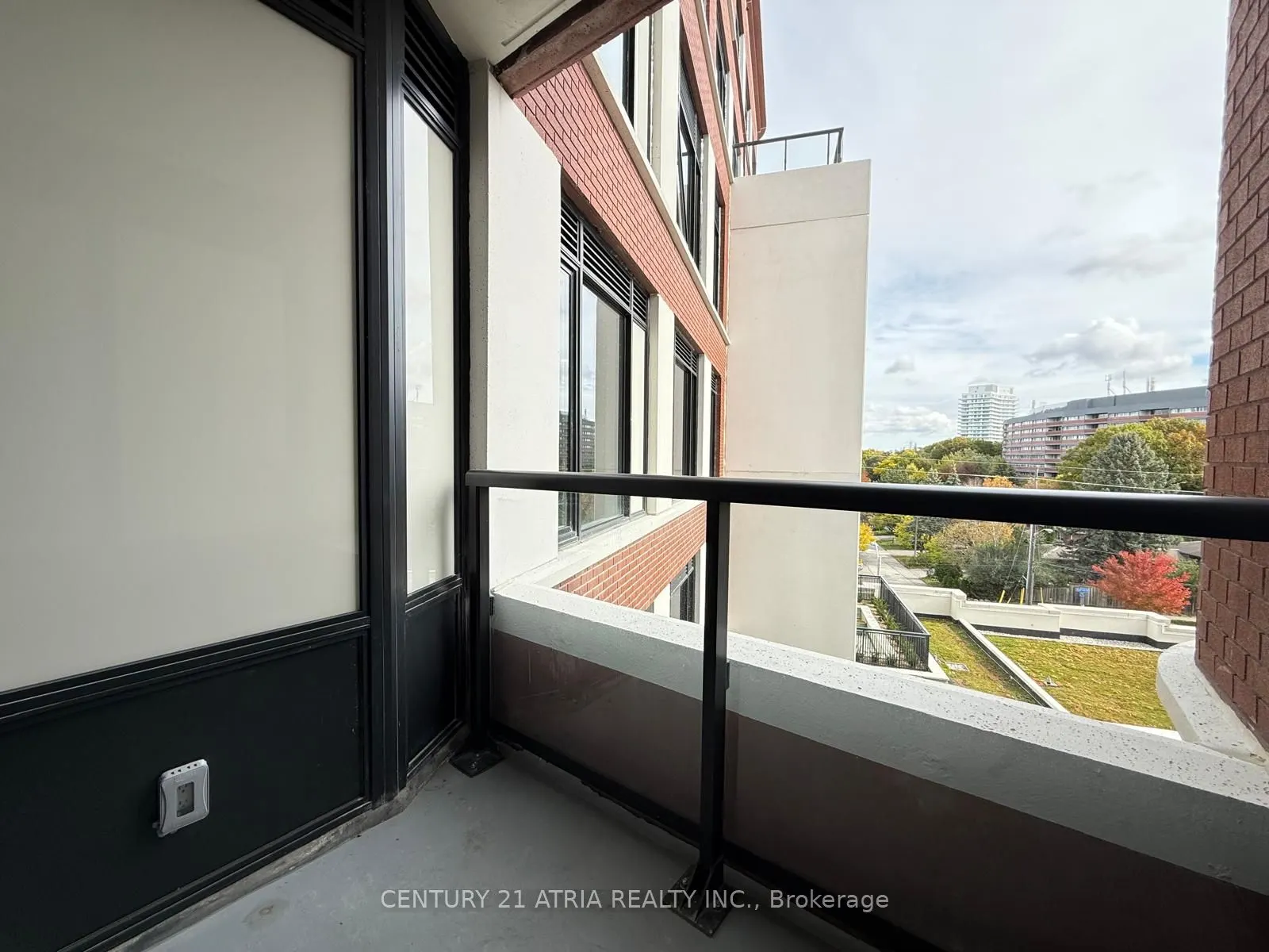 259 The Kingsway, #424