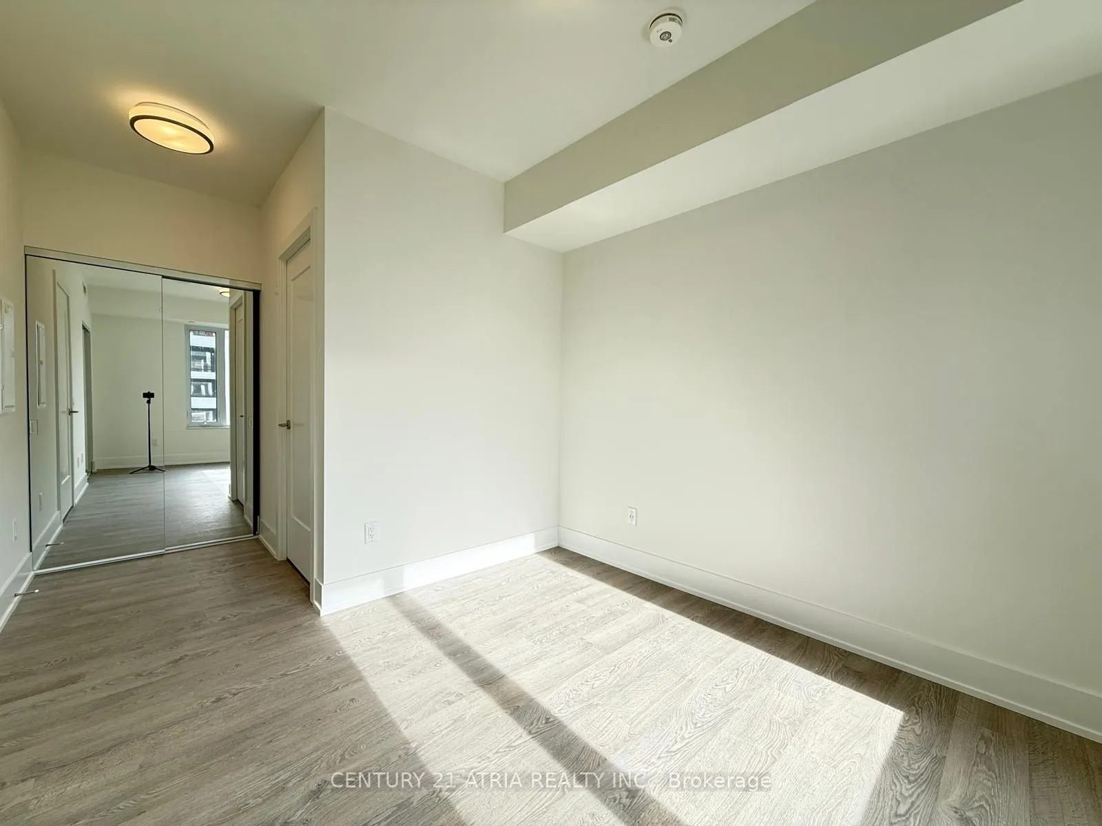 259 The Kingsway, #424