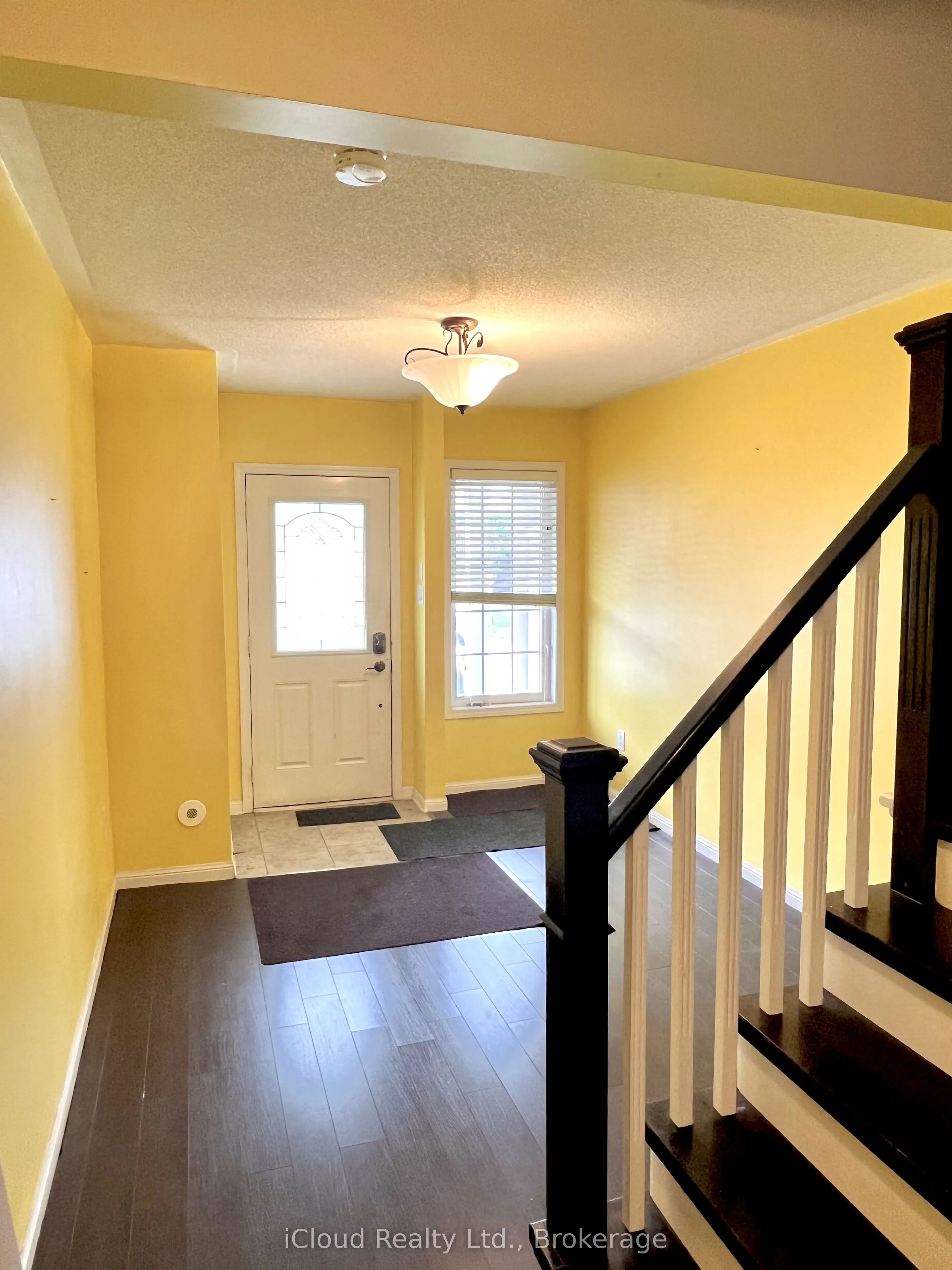 732 Shortreed Crescent