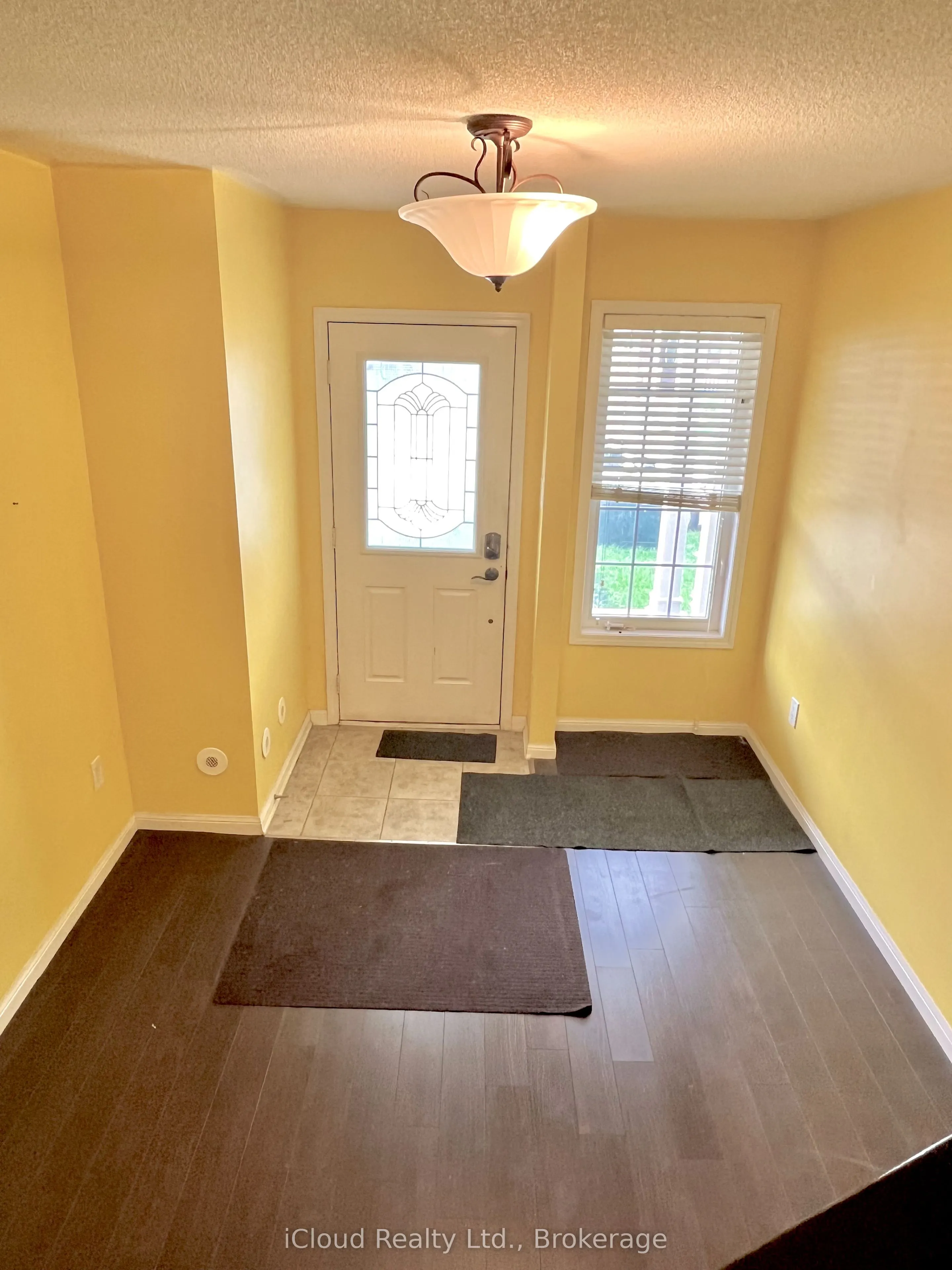 732 Shortreed Crescent