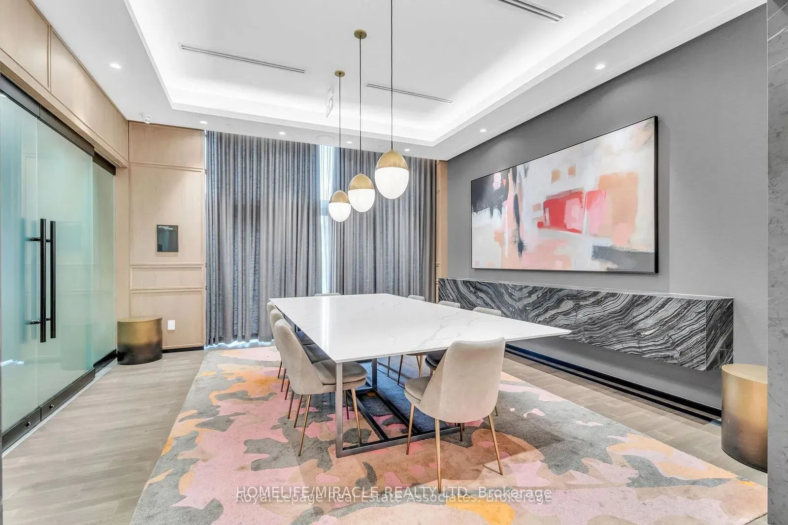 7 Mabelle Avenue, #3510