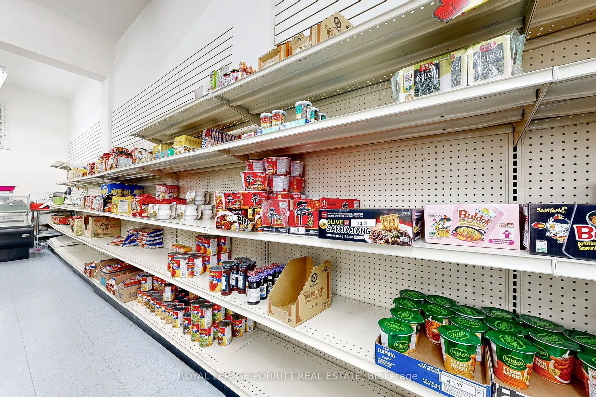 3391 Lake Shore Boulevard W