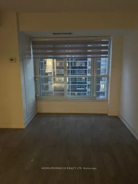 9 Mabelle Avenue, #315