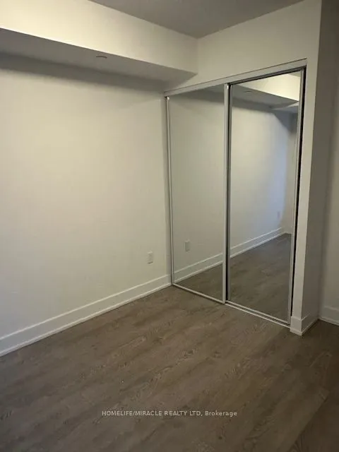 9 Mabelle Avenue, #315