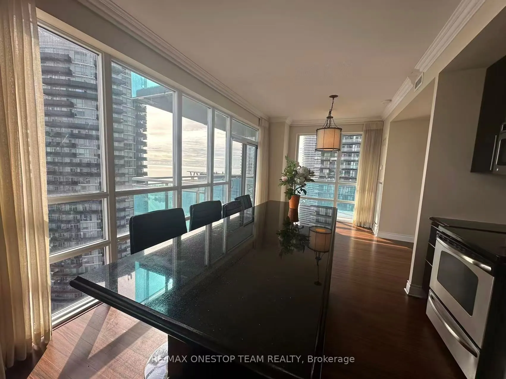 16 Brookers Lane, #2108