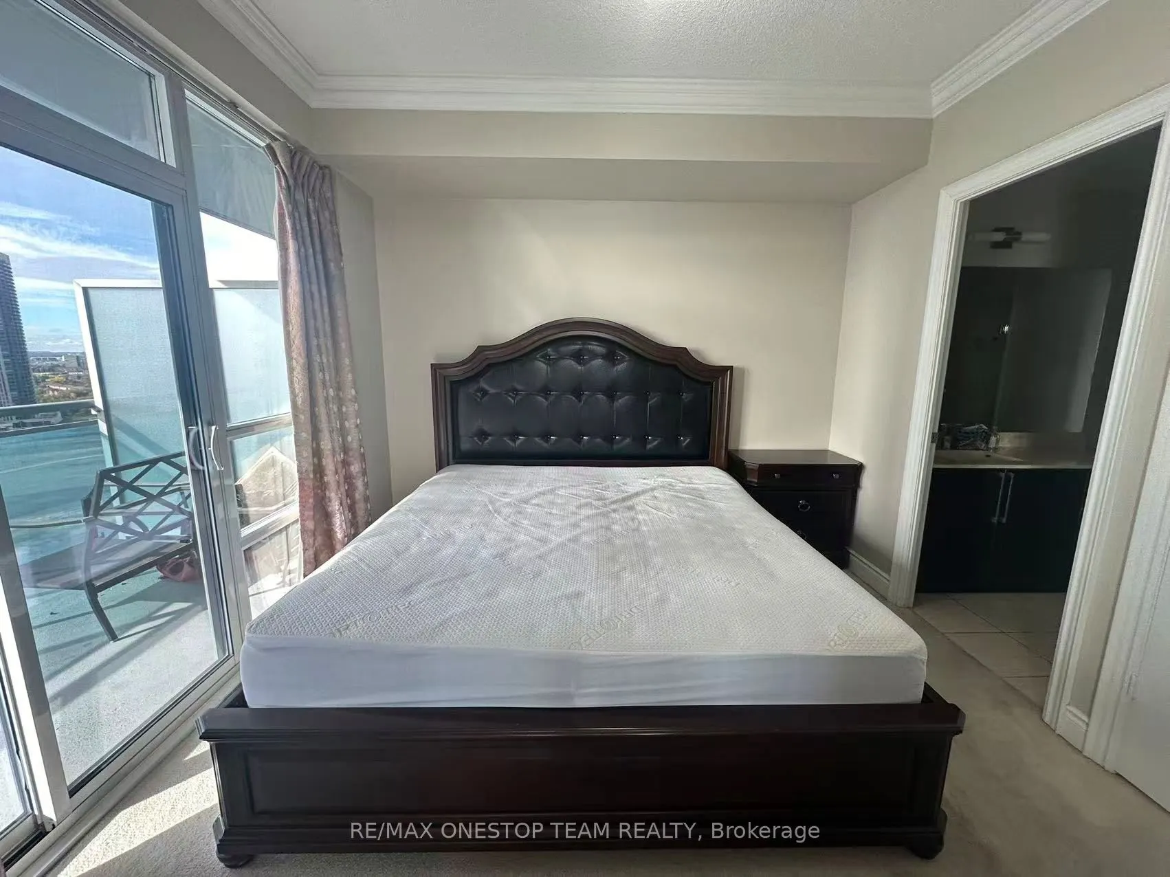 16 Brookers Lane, #2108