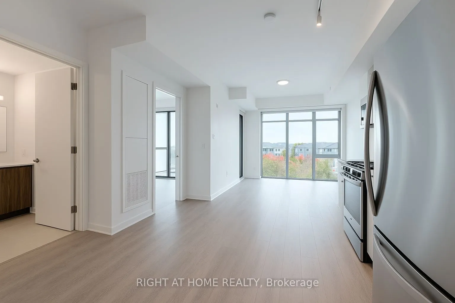 720 Whitlock Avenue, #215