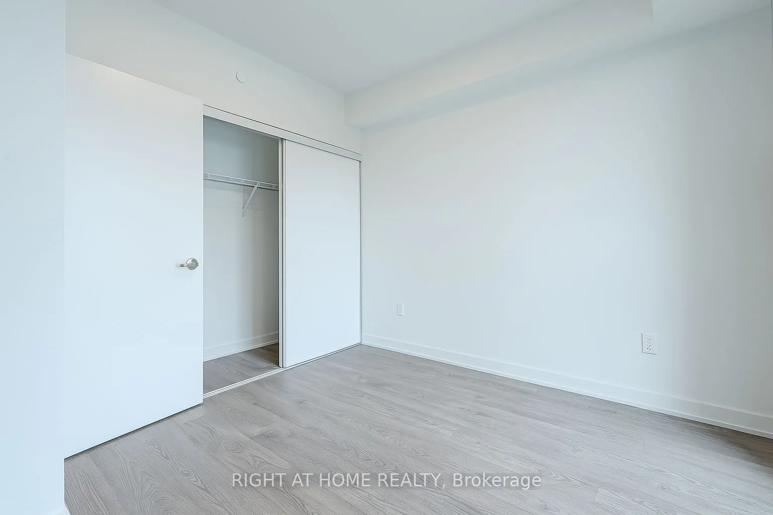 720 Whitlock Avenue, #215