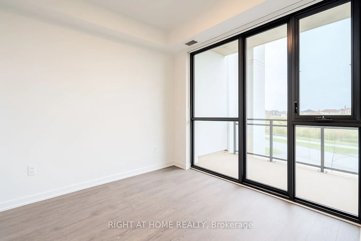 720 Whitlock Avenue, #215