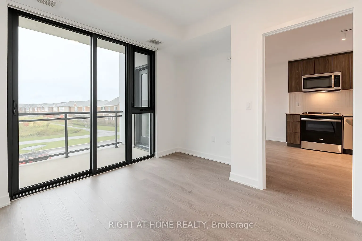 720 Whitlock Avenue, #215