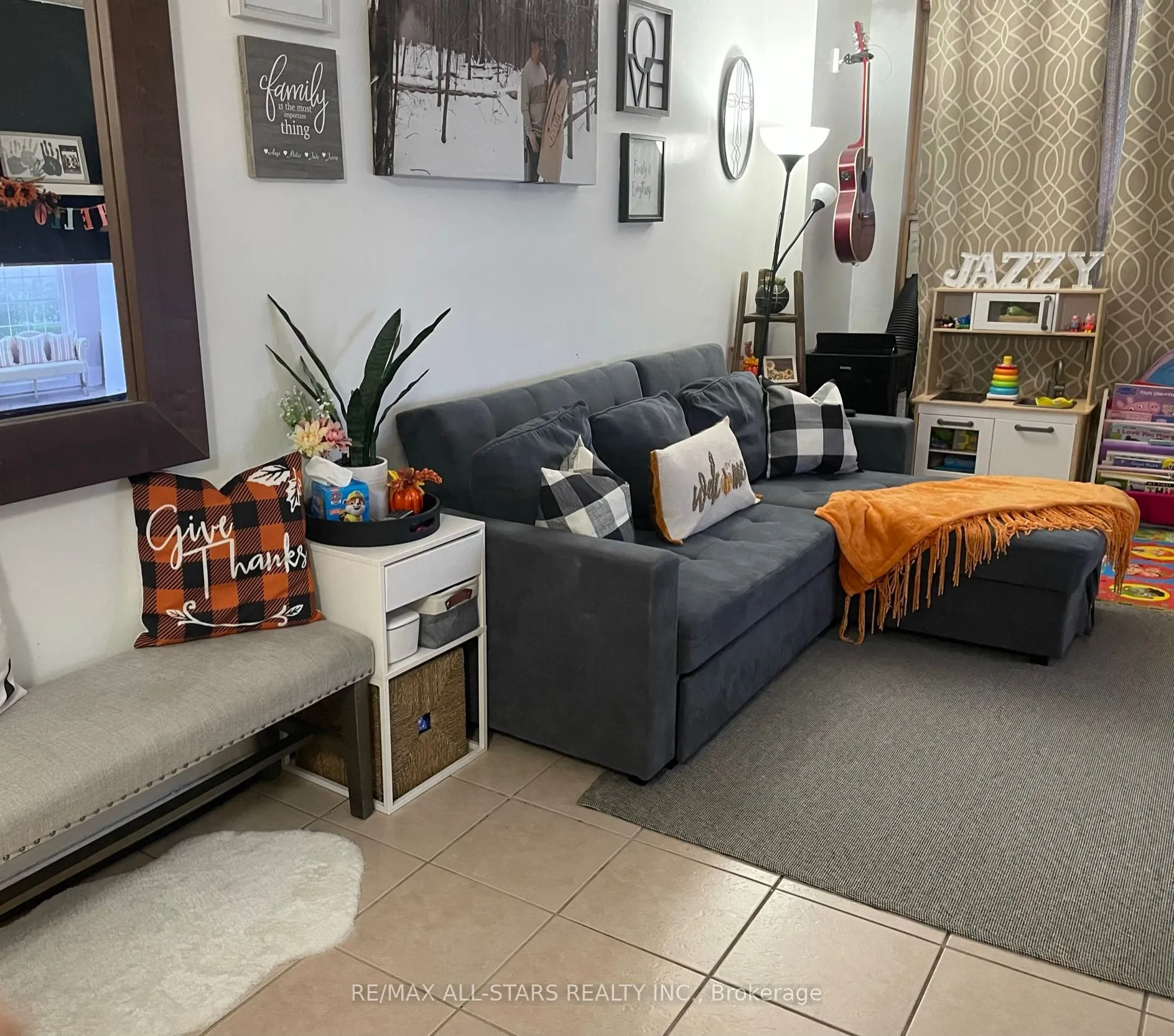 200 Lotherton Pathway, #109