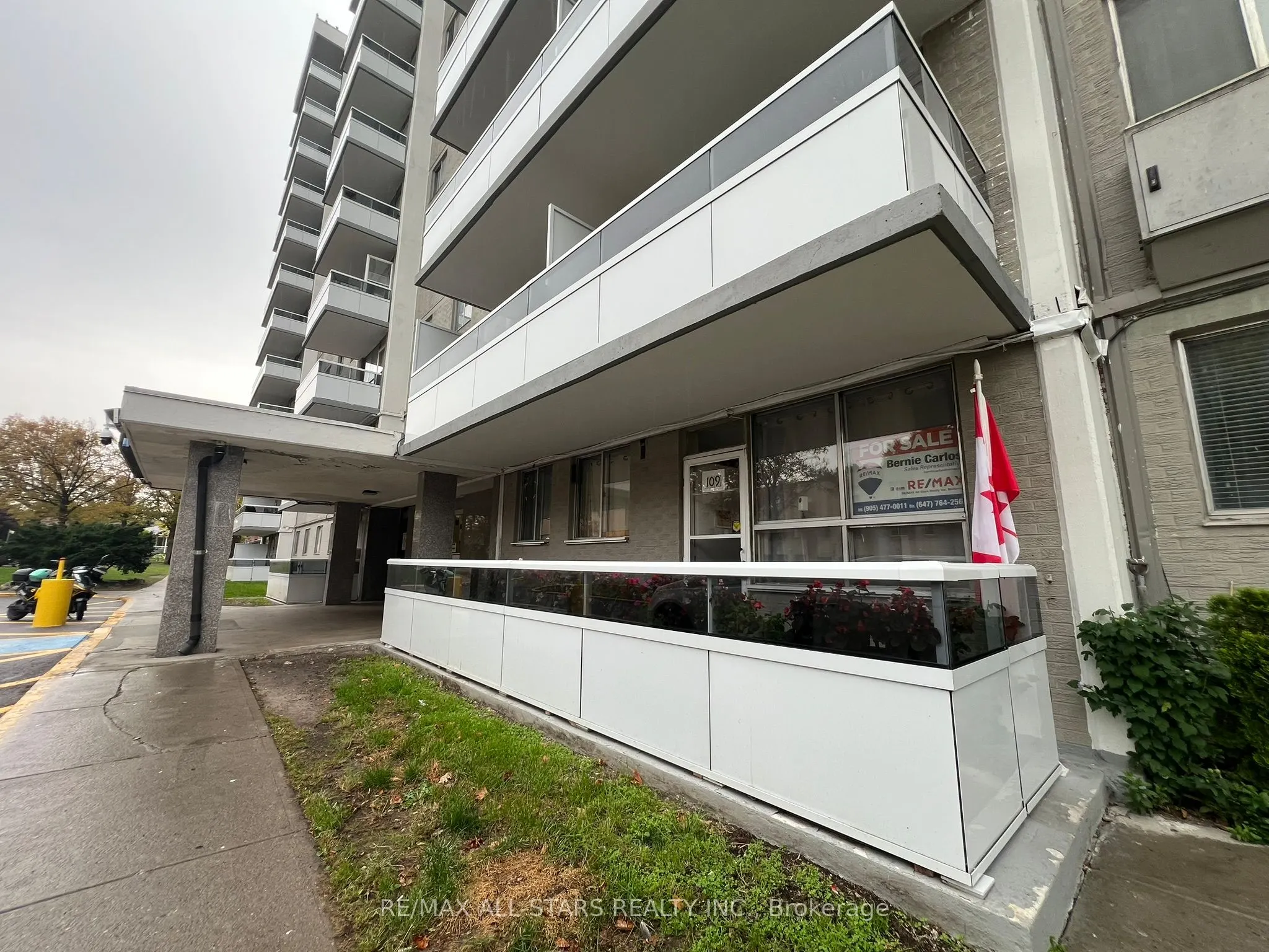 200 Lotherton Pathway, #109