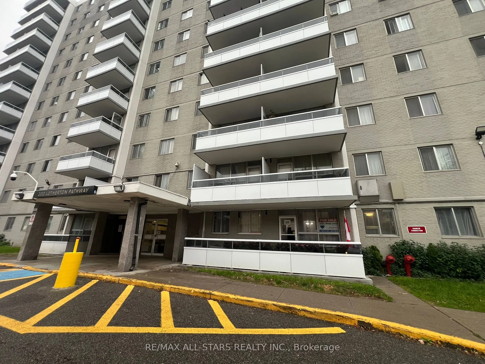 200 Lotherton Pathway, #109