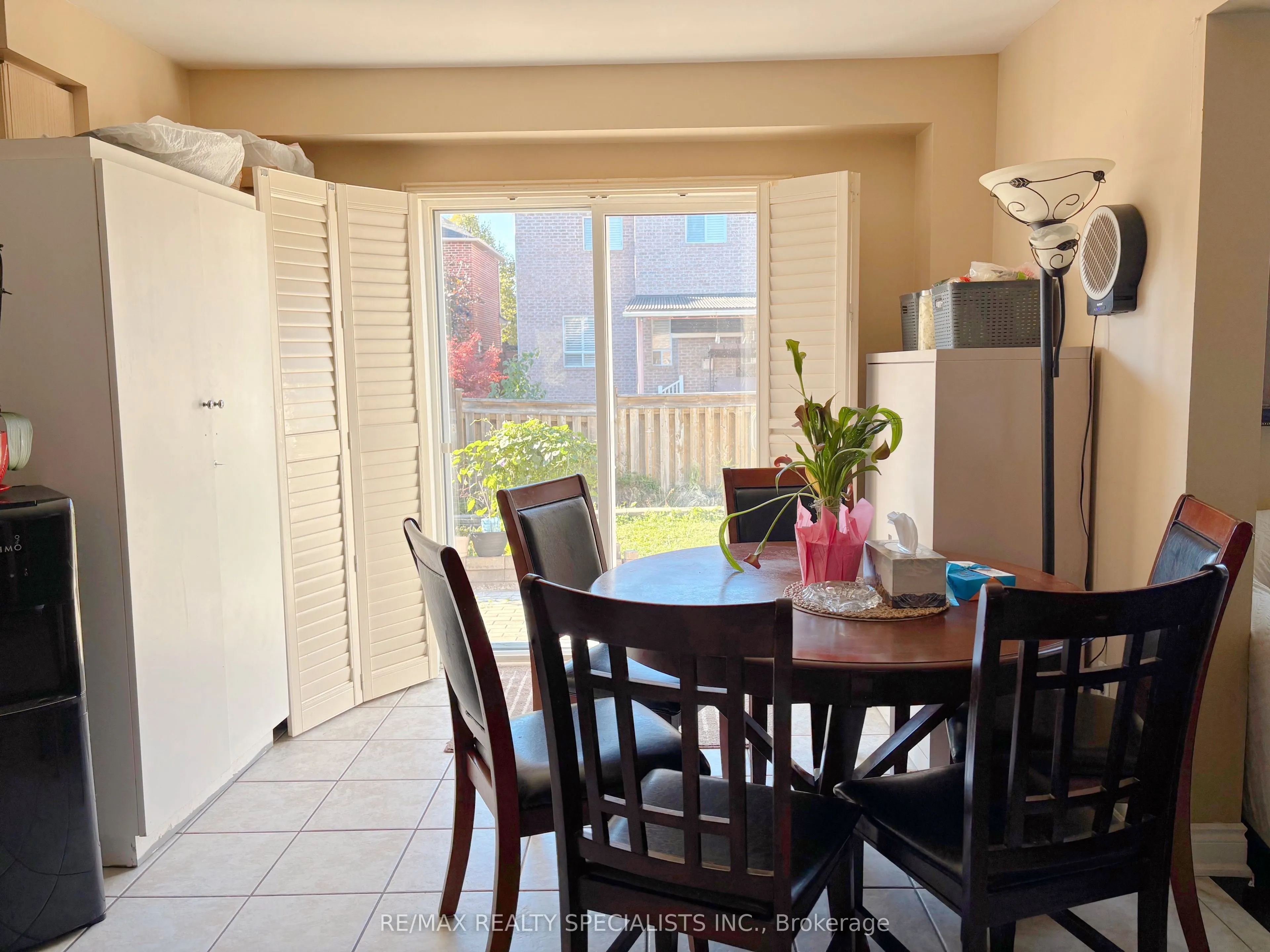 4309 Goldenrod Crescent