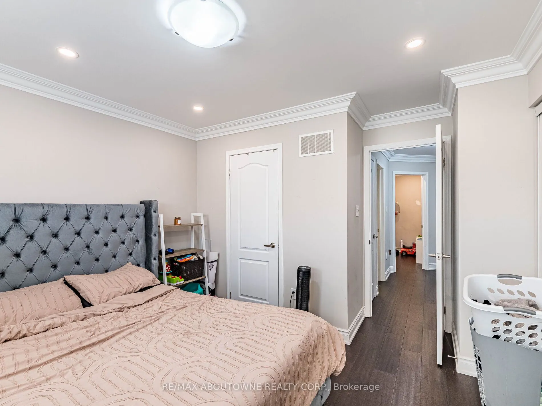 6020 Derry Road, #29