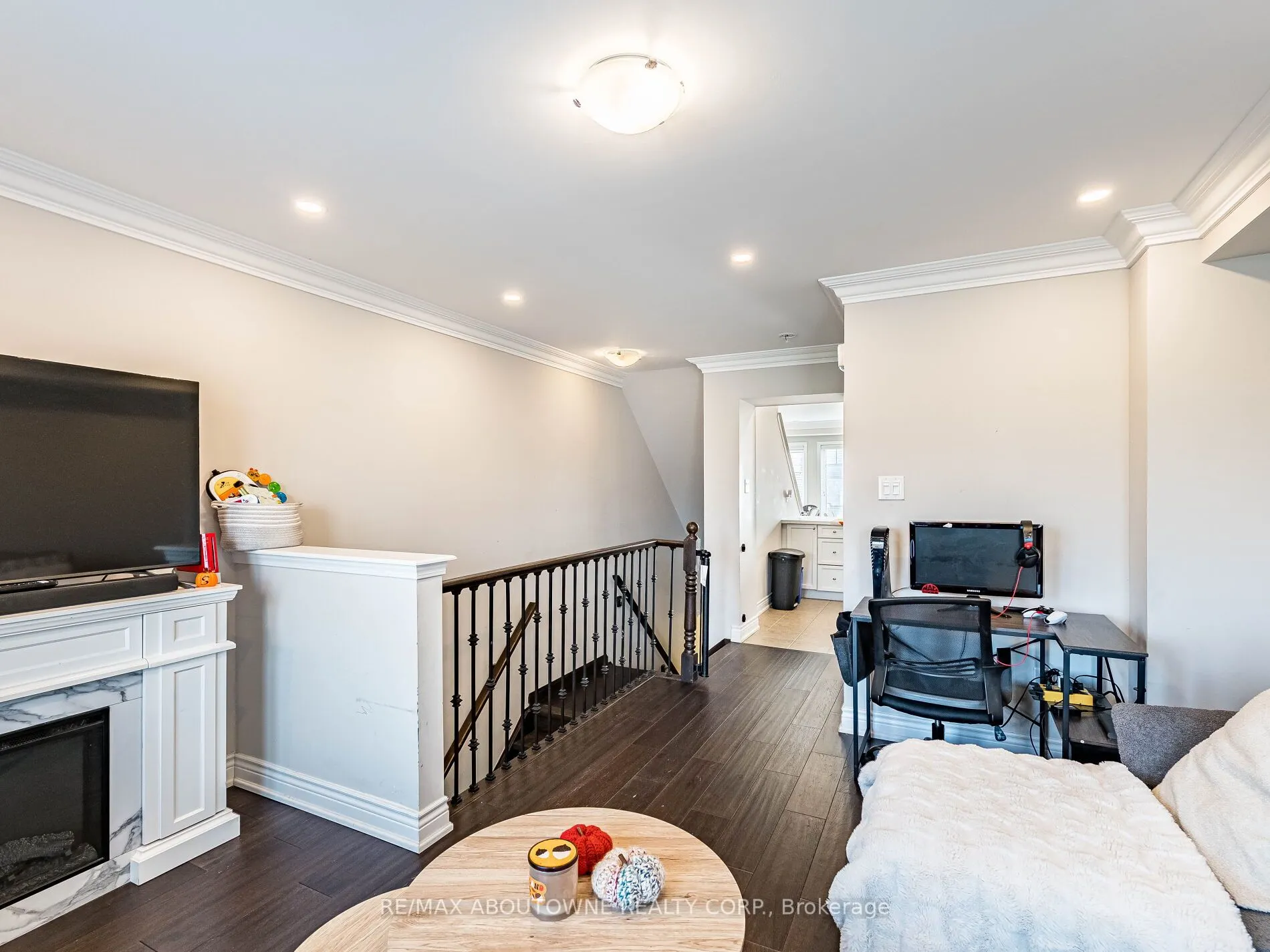 6020 Derry Road, #29