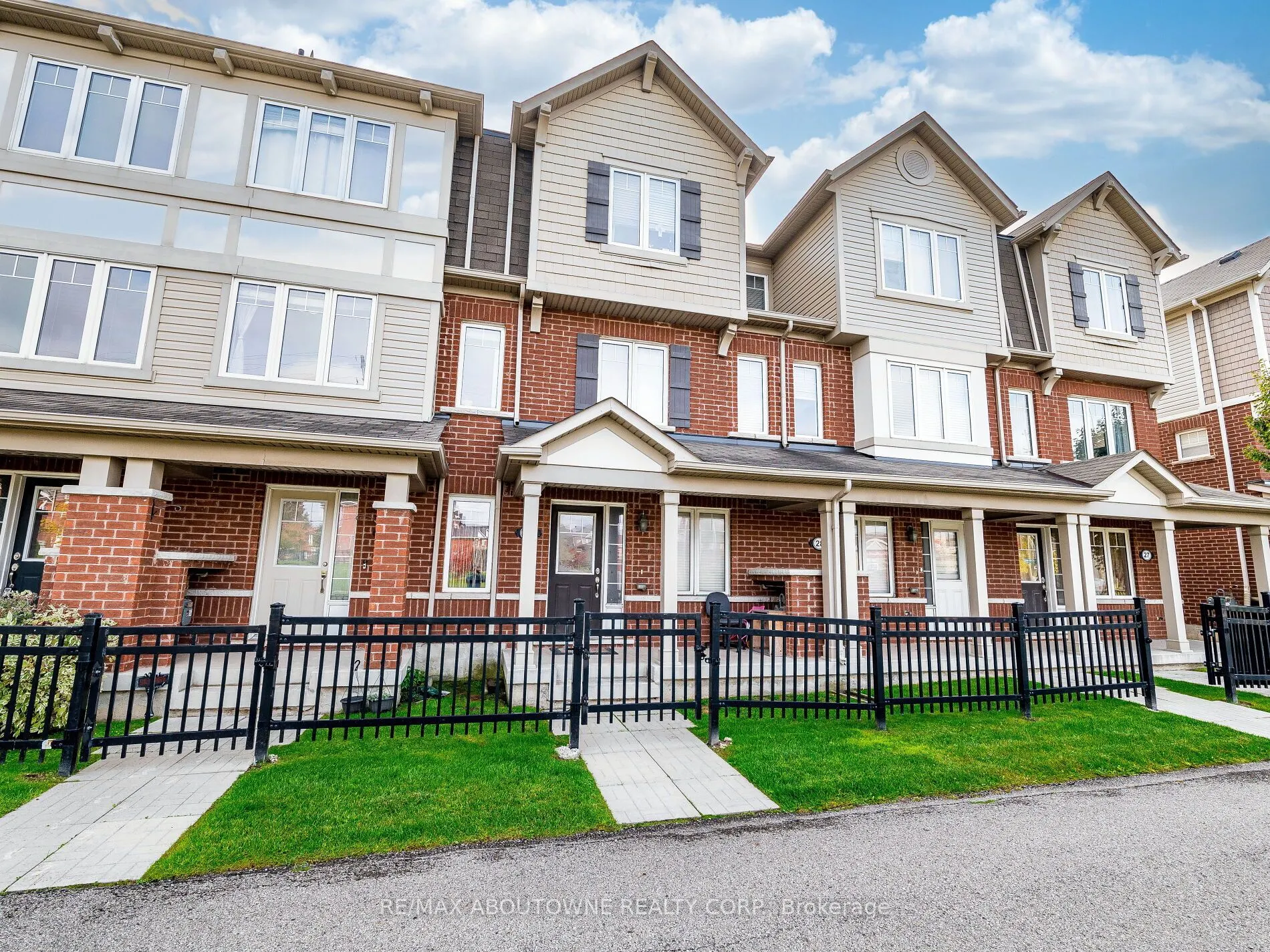 6020 Derry Road, #29