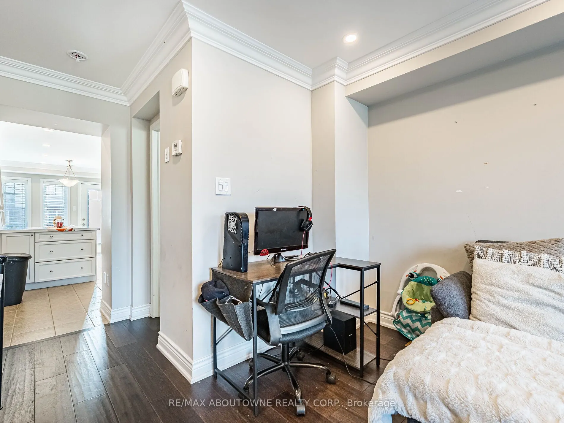 6020 Derry Road, #29