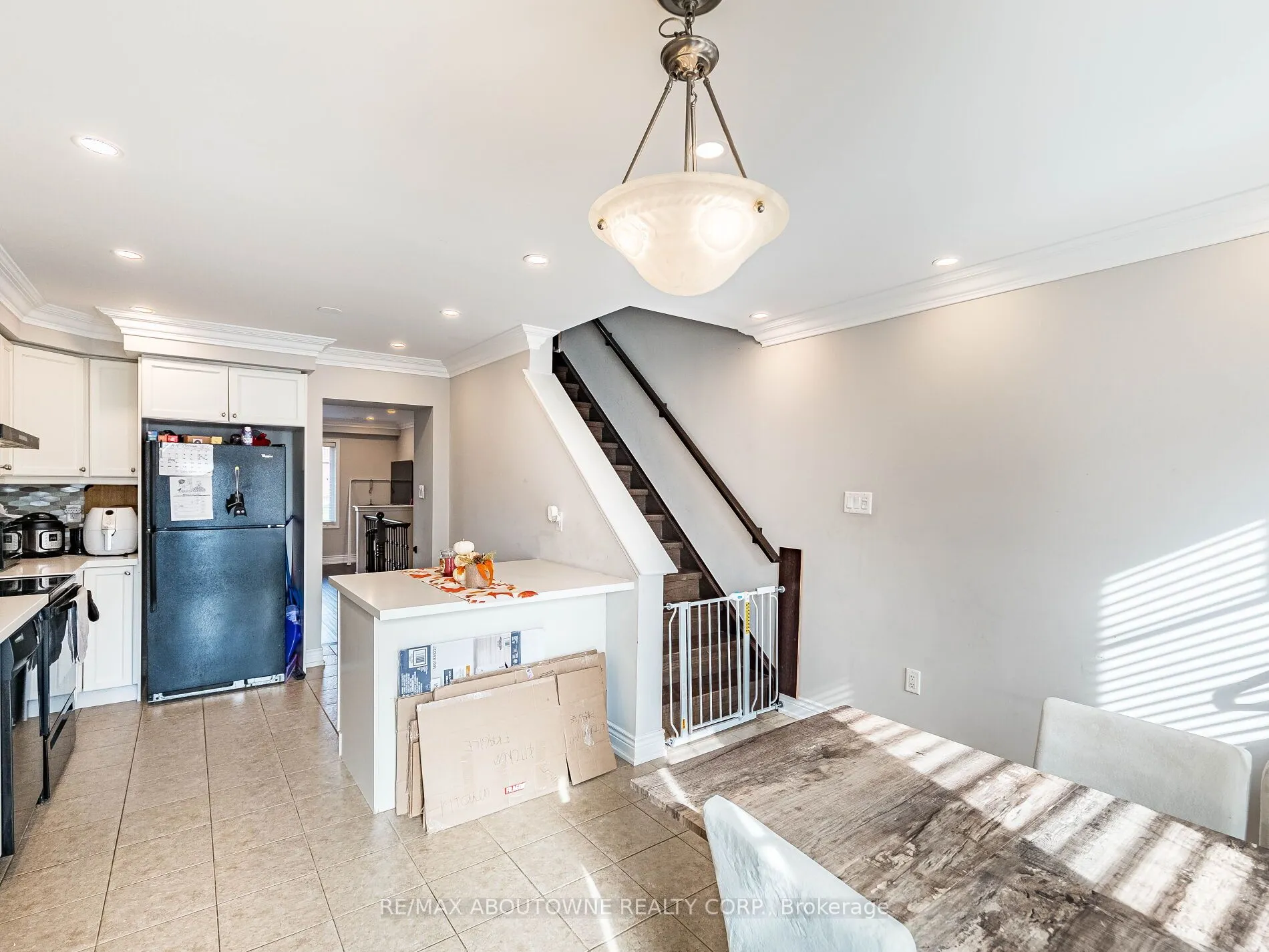 6020 Derry Road, #29