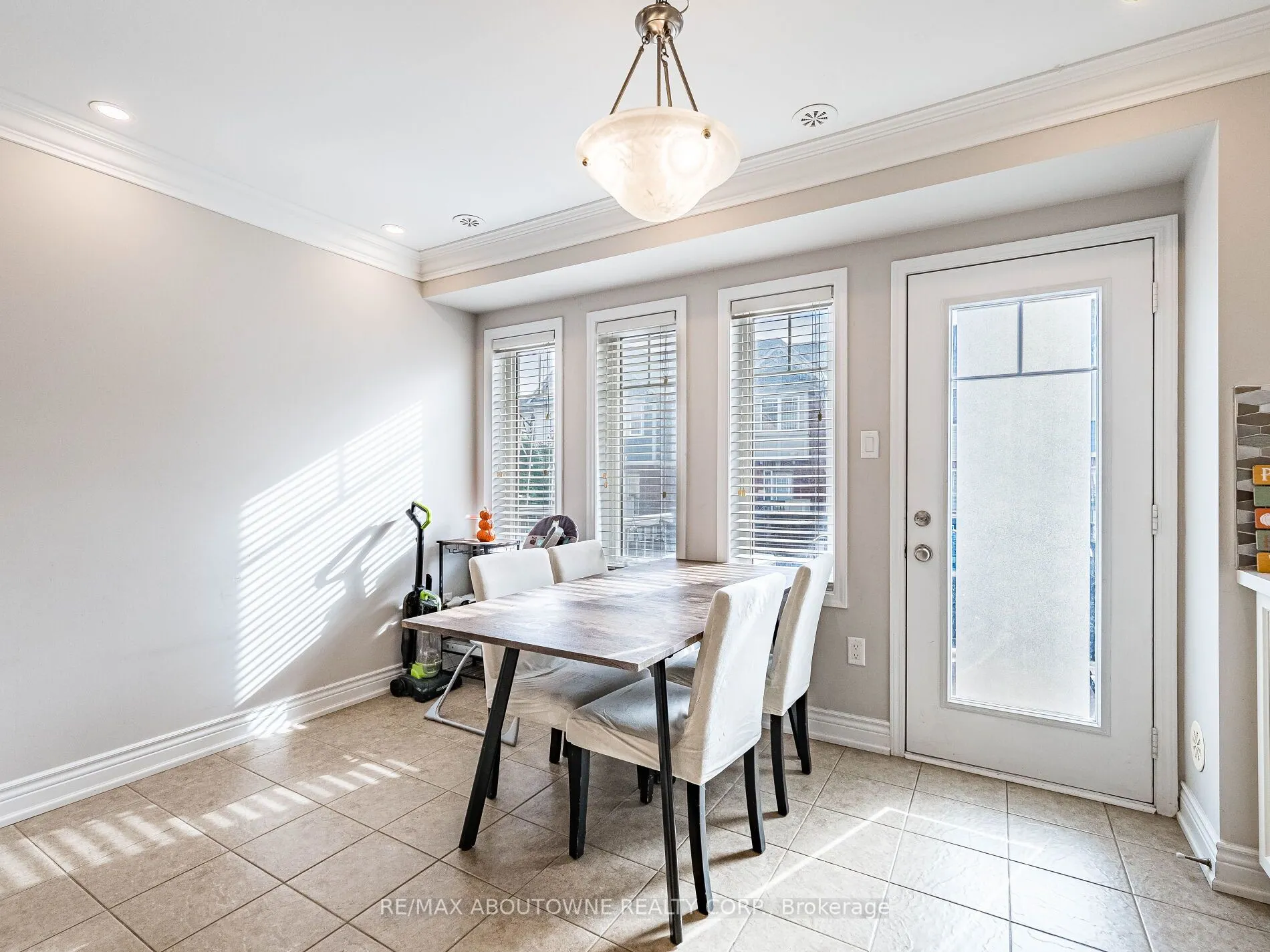 6020 Derry Road, #29